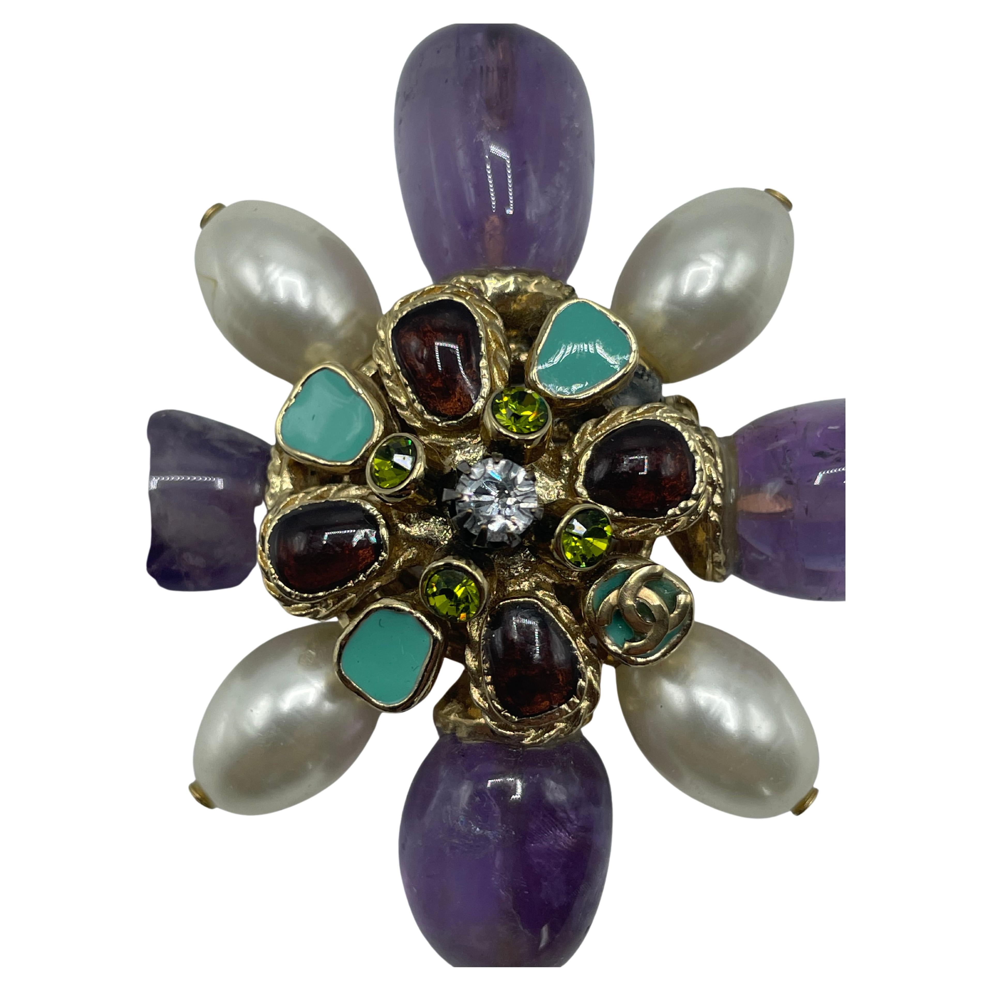 Chanel 2005 Amethyst & Pearl Brooch or Pendant For Sale 2