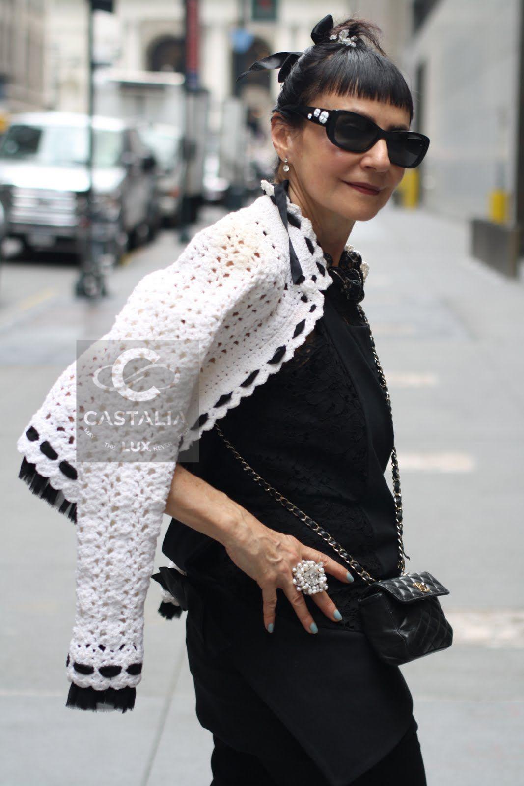 CHANEL 2005 Coleccionistas Crochet Couture Conjunto 40 FR en venta 1