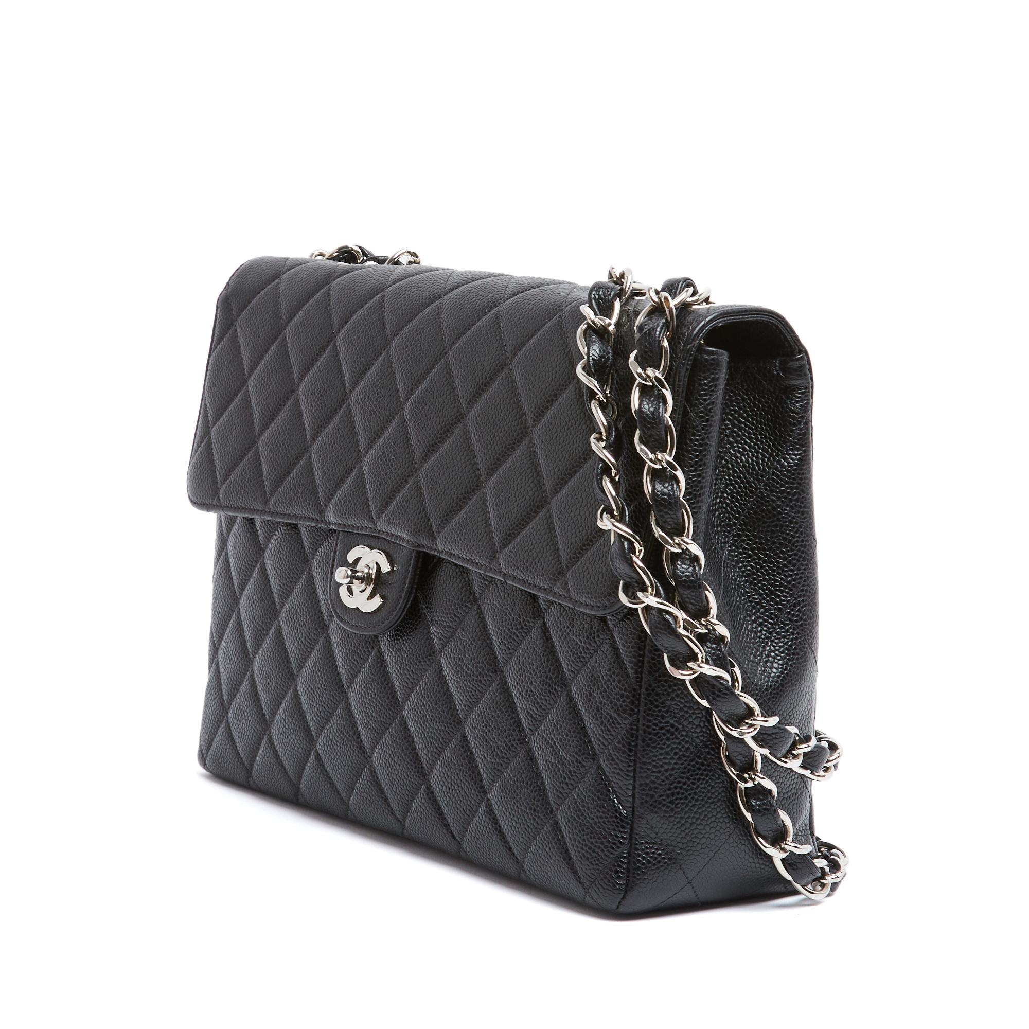 Chanel 2005 Grand Sac Classique CC Schwarz Silber Zeitlos Klassisch Maxi Tasche für Damen oder Herren im Angebot