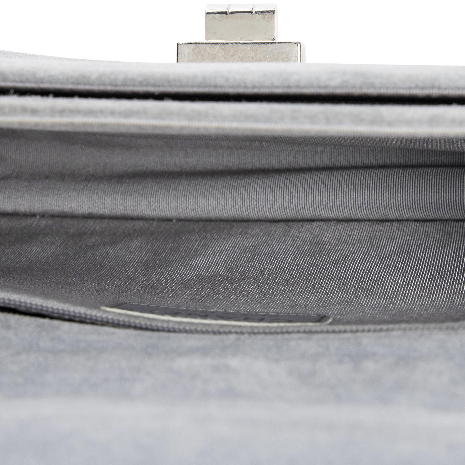 Women's or Men's Chanel 2005 Limited Edition Grey Suede Wild Stitch Shoulder Bag For Sale