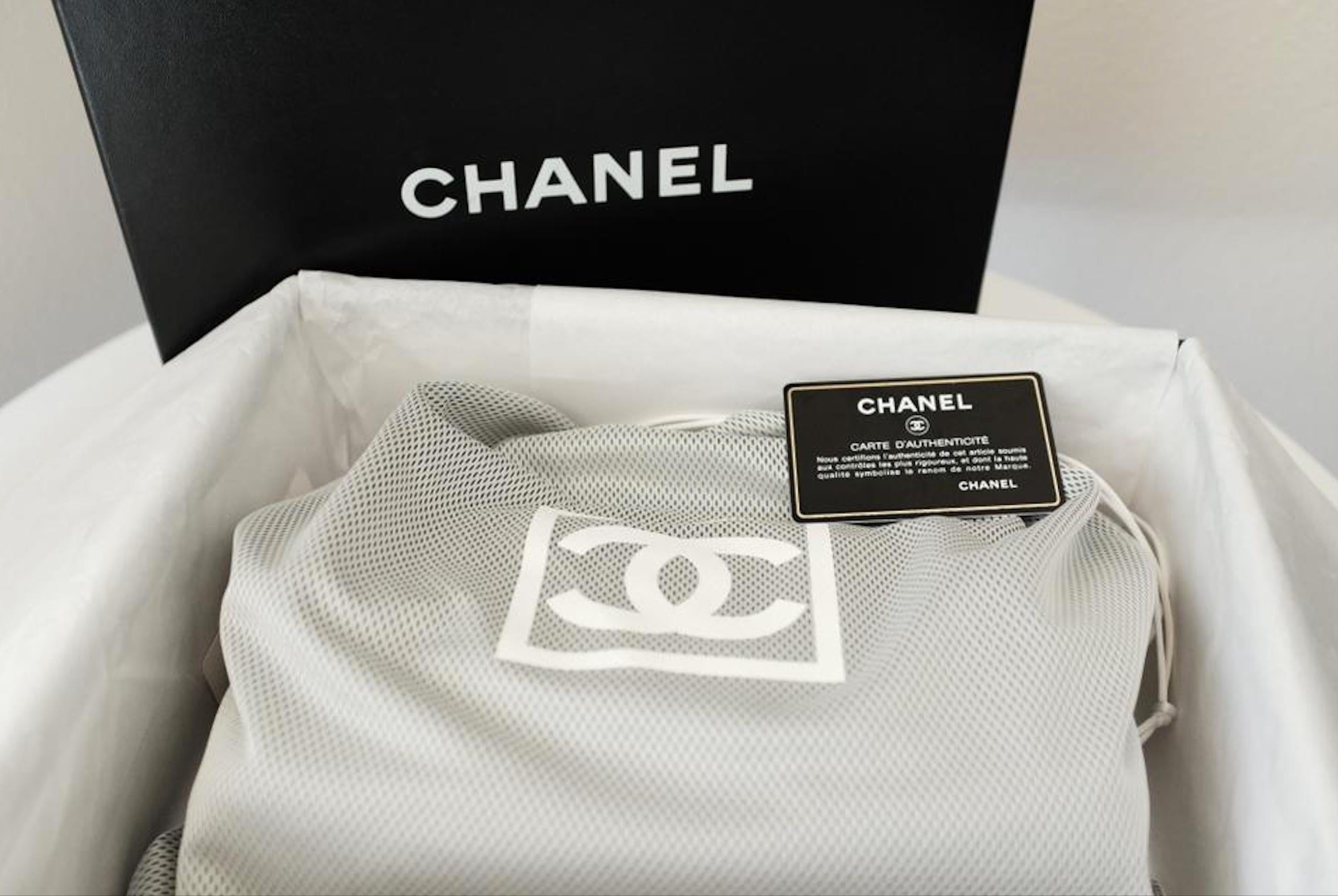 Chanel 2005 Rare Vintage CC Sport Belt Lock Grey Fur Lapin Shoulder Bag For Sale 9
