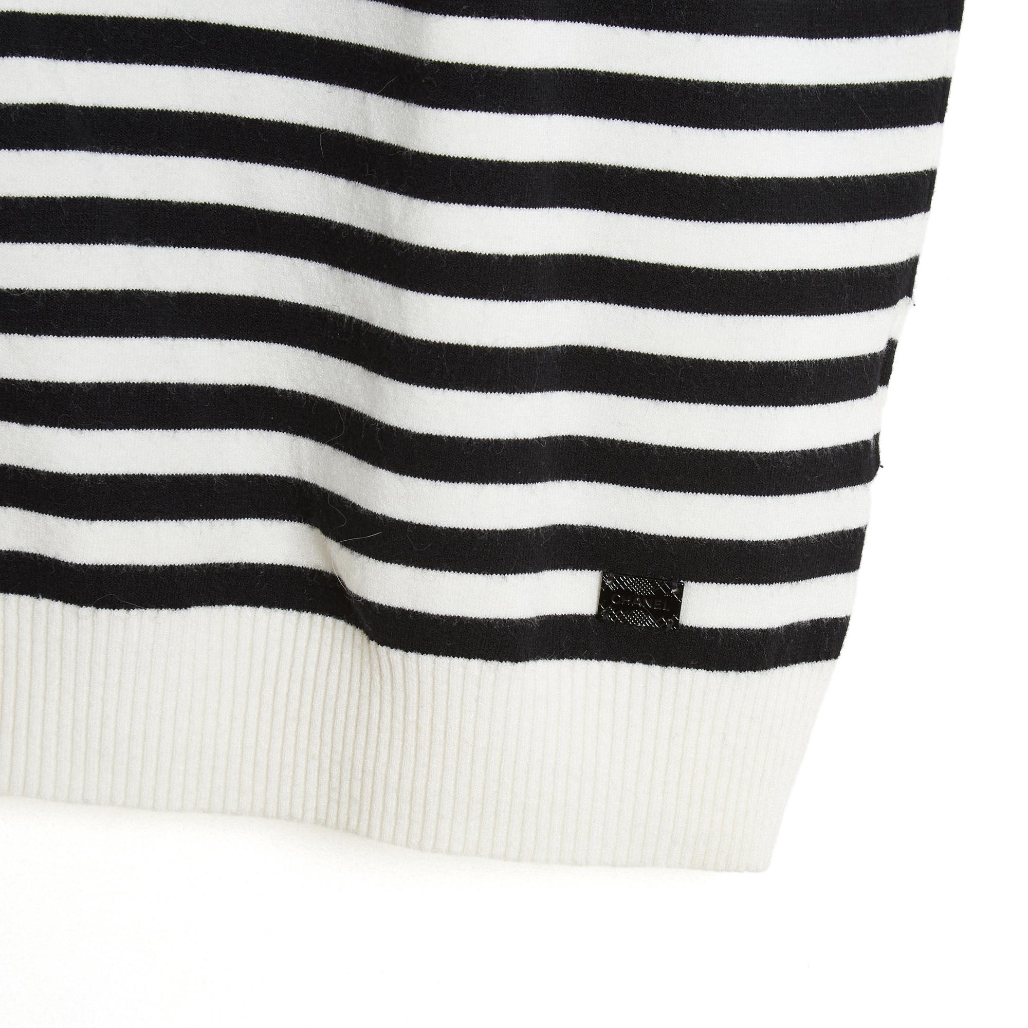 Chanel 2005 Top Mariniere FR40 Black Ecru Sailor Top Sweater with Lace UK12 US10 For Sale 1
