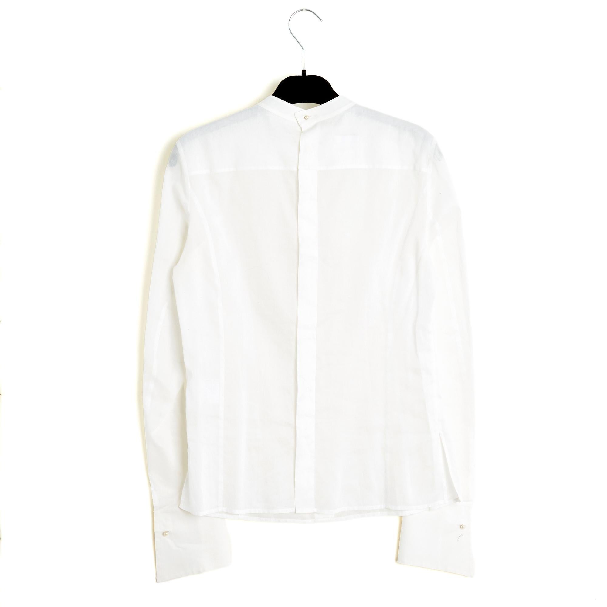 Chanel 2005 Top Perles FR38 Weiß Poplin Perlen Knöpfe Hemd Bluse UK10 US8 im Angebot 2