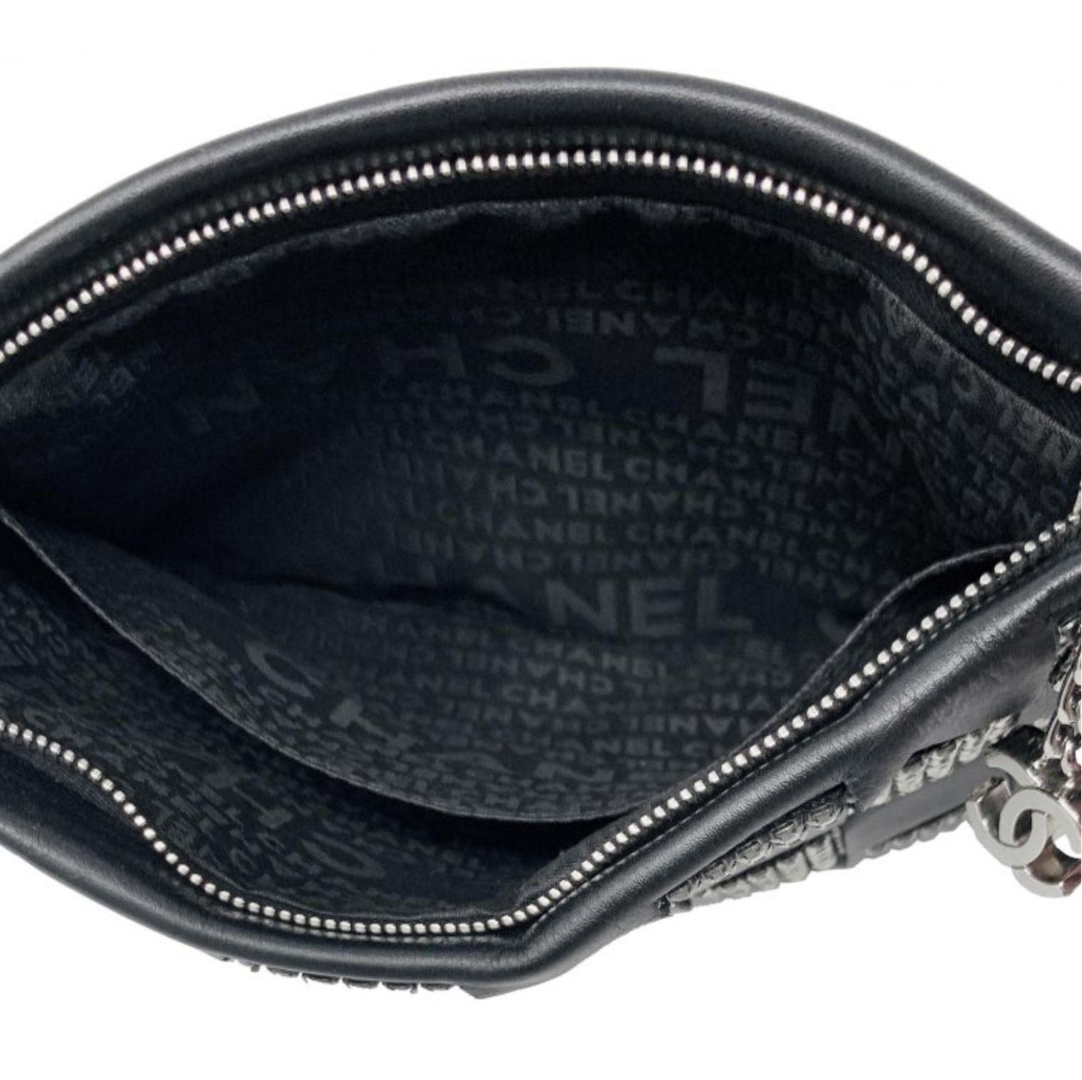 Chanel 2005 Vintage Lambskin Leather Swarovski CC Crystals Clutch Evening Bag For Sale 1