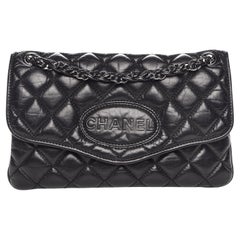 Chanel 2005 Vintage Soft Distressed Leather Diamond Quilted Classic Flap Bag