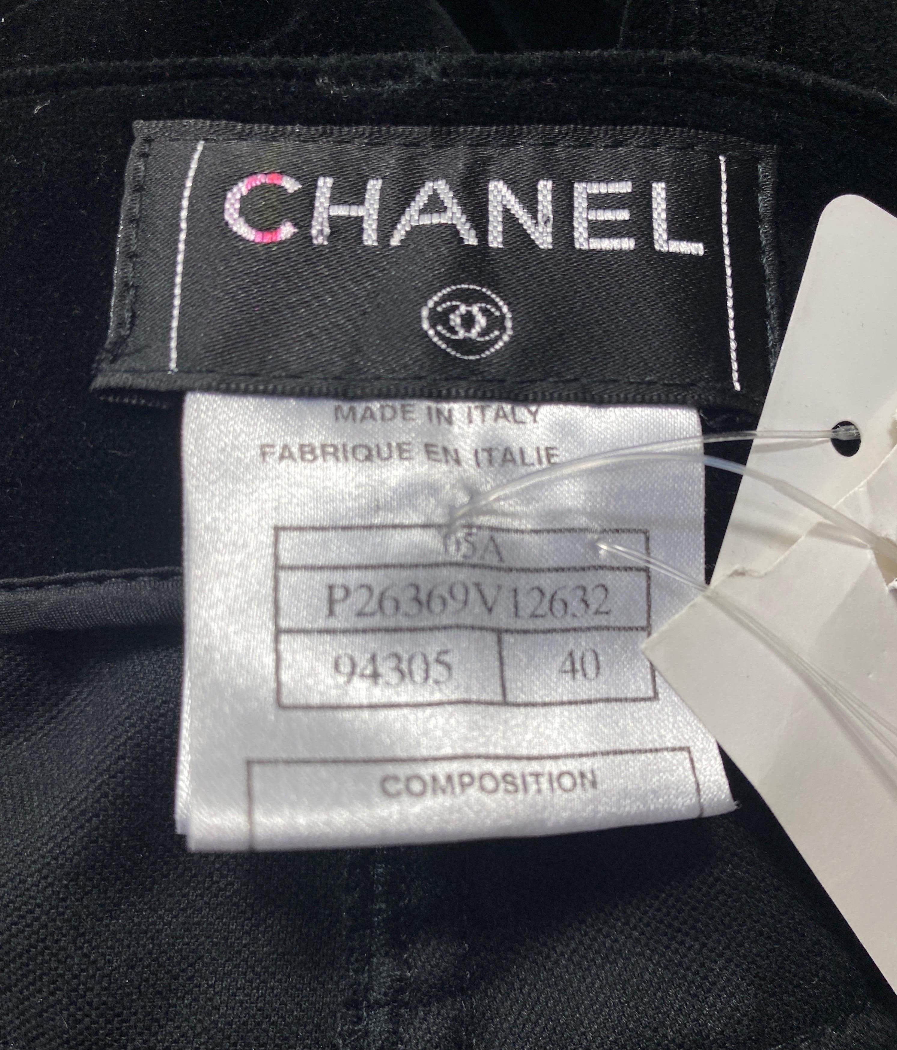 Chanel 2005A Black Velvet Slim Jean Cut Pant-Size 40 NWT For Sale 7