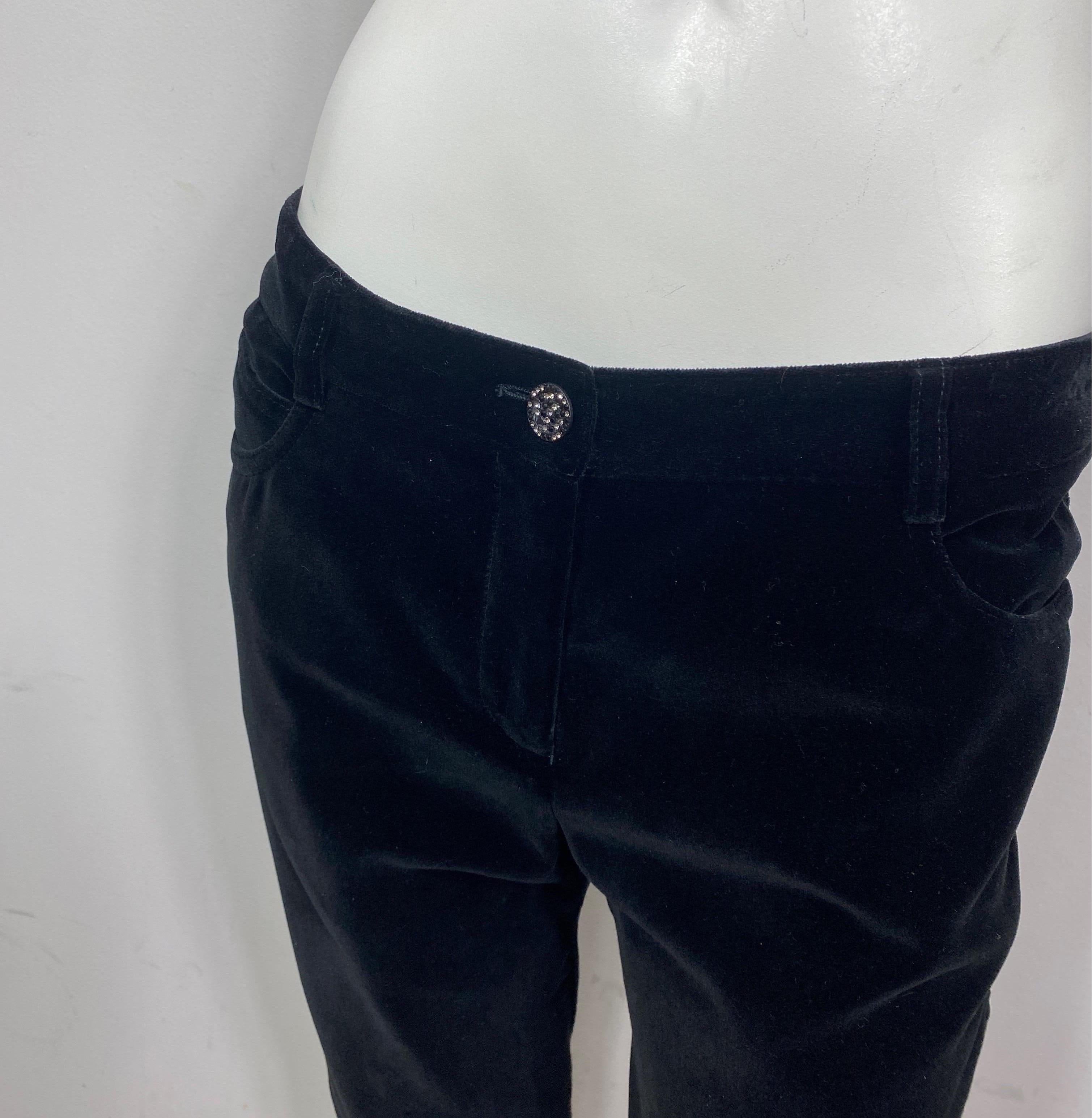 Chanel 2005A Black Velvet Slim Jean Cut Pant-Size 40 NWT In New Condition For Sale In West Palm Beach, FL