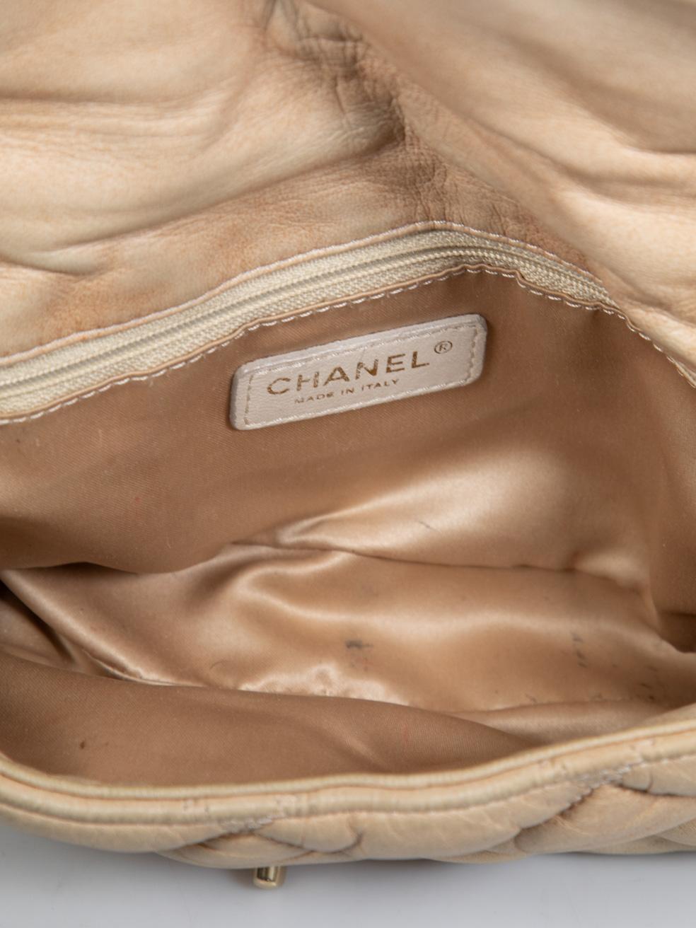 Chanel 2006-08 Beige Lambskin Bubble Quilt Flap Bag 2