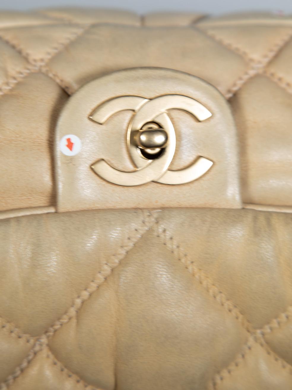 Chanel 2006-08 Beige Lambskin Bubble Quilt Flap Bag 3