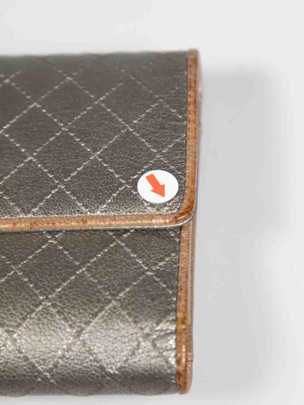Chanel 2006-08 Silver Calfskin CC Flap Diamond Stitch Wallet For Sale 3