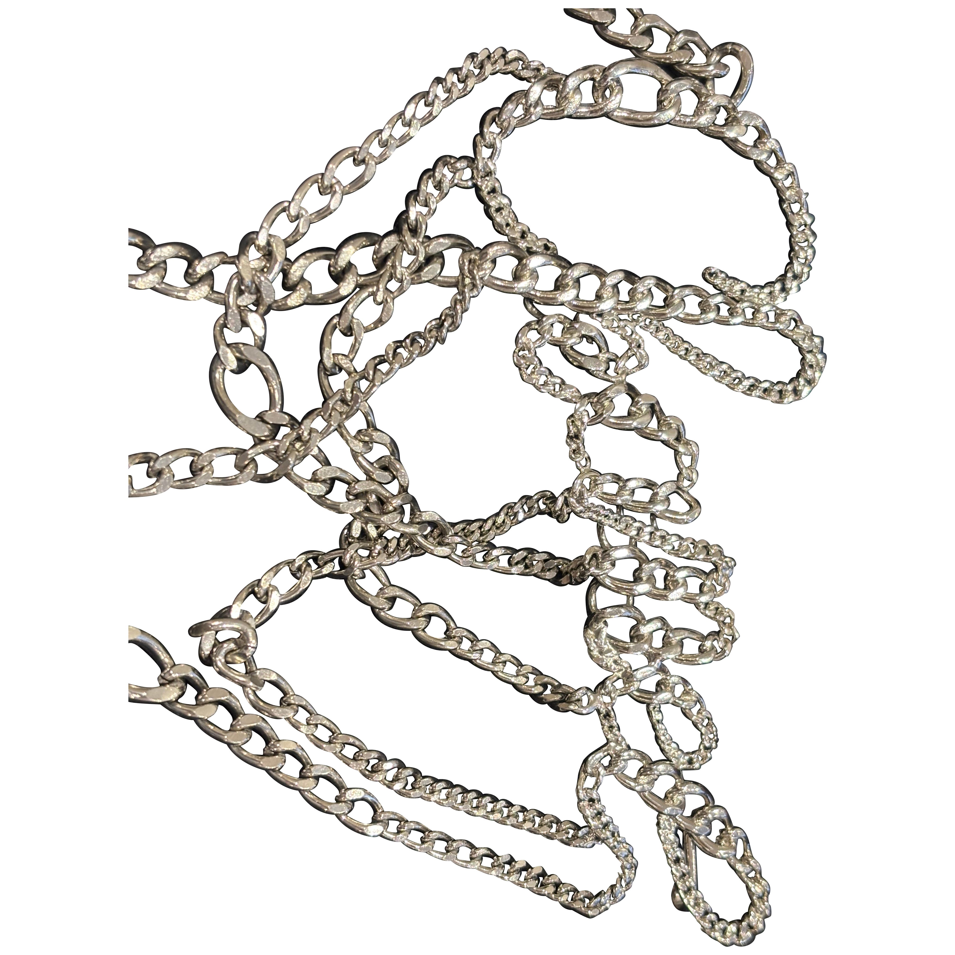Chanel 2006 von Karl Lagerfeld Silber Cursive Logo Punk Gürtel/Halskette w/Schachtel