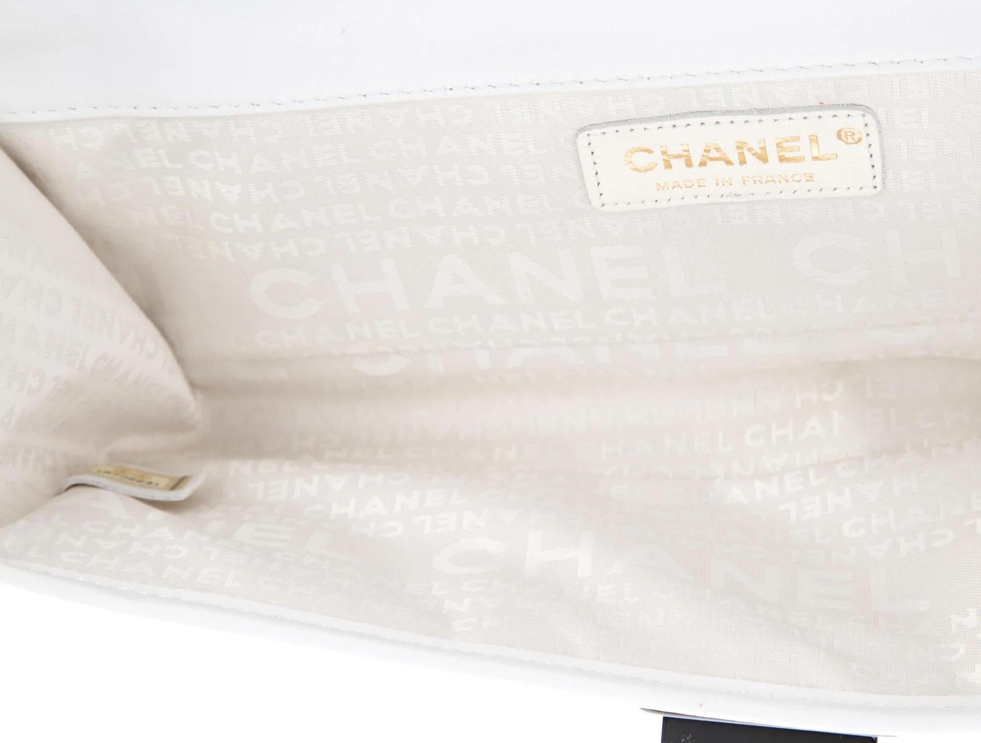 Chanel 2006 Classic Flap Two Tone Limited Edition Black White Lambskin Long Bag For Sale 7