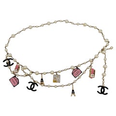 Chanel 2006 "Der Teufel trägt Prada" Perlen & Charme Gürtel