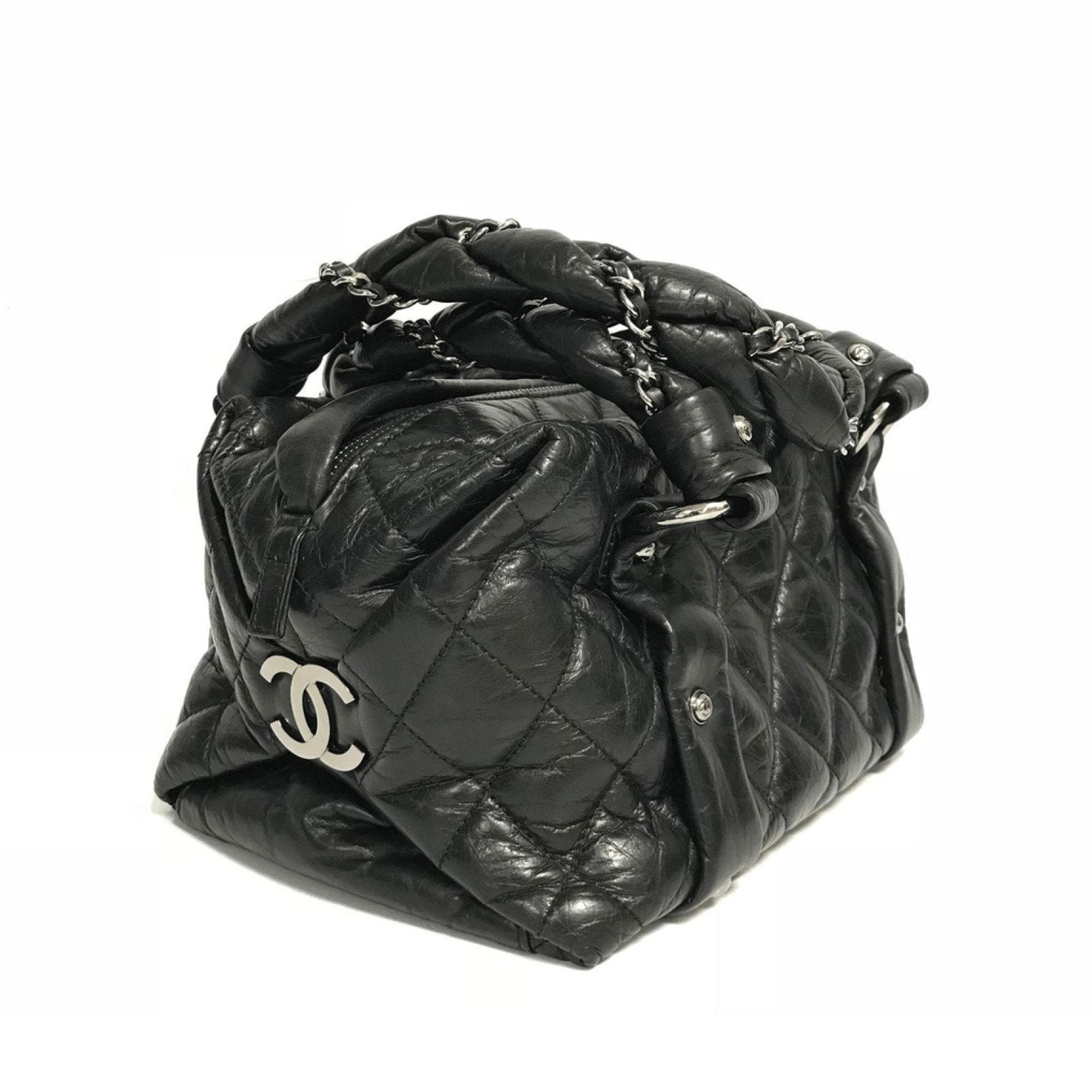 Chanel 2006 Distressed Soft Bubble Mini Bowler Tote aus Kalbsleder im Used-Look  im Angebot 2