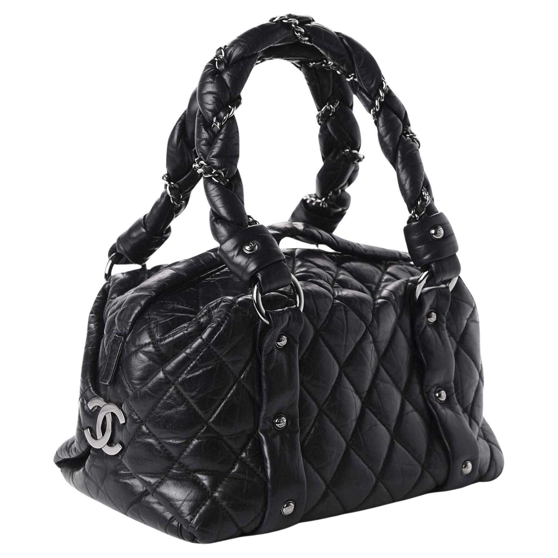 Chanel 2006 Distressed Soft Bubble Mini Bowler Tote aus Kalbsleder im Used-Look im Angebot