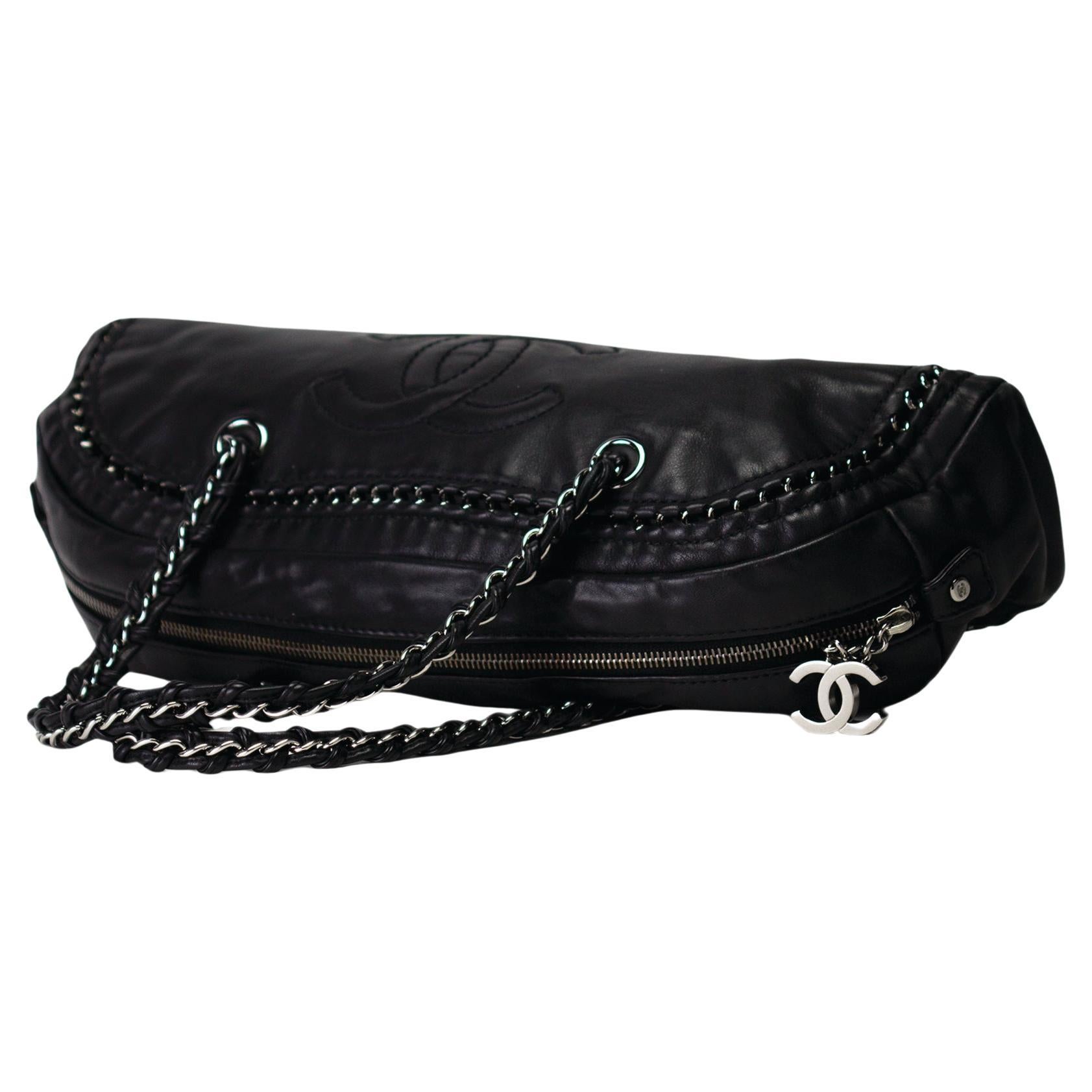 Femenino o masculino Chanel 2006 Satchel Bowler Silueta Alargada Piel de cordero suave mantecosa en venta