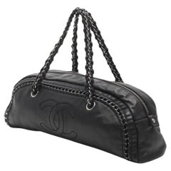 Chanel 2006 Satchel Bowler Silueta Alargada Piel de cordero suave mantecosa