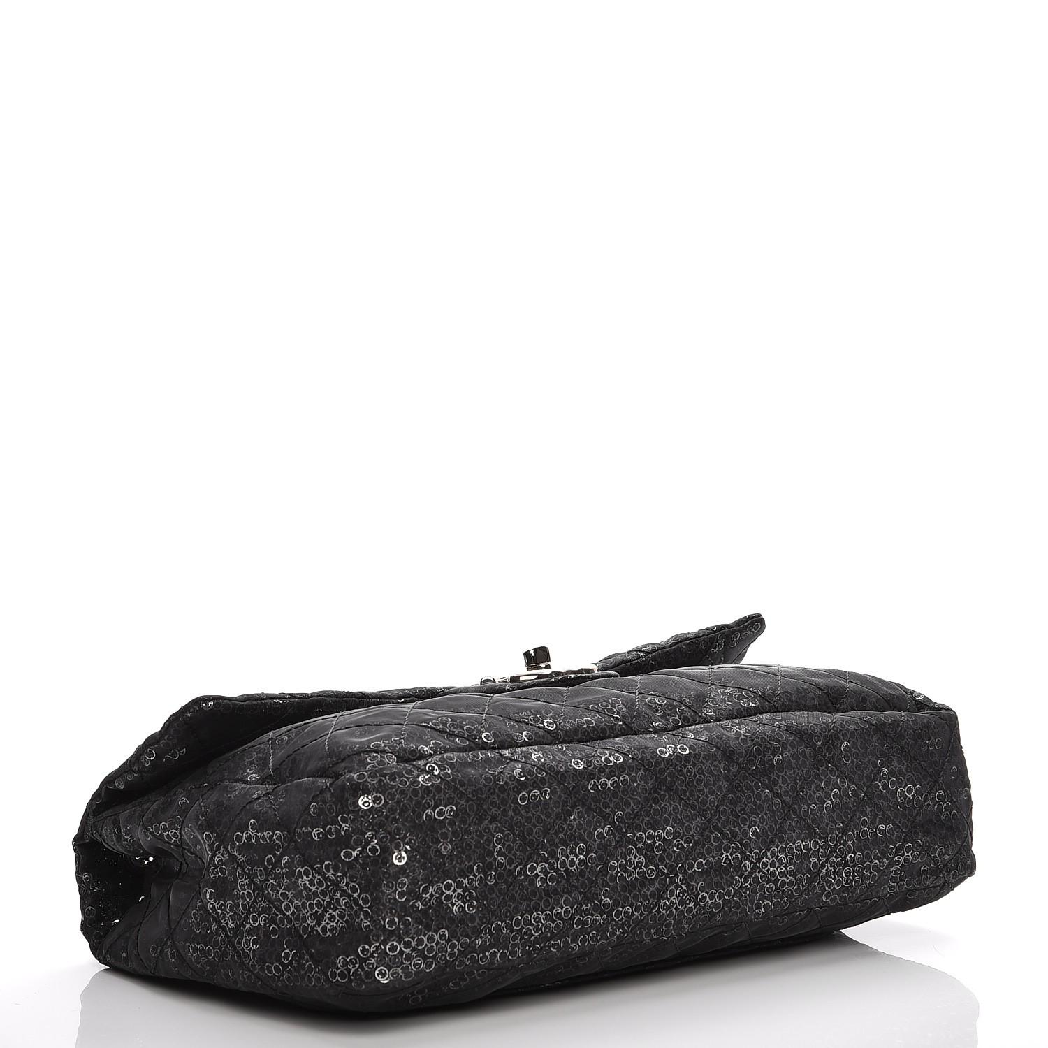 Chanel 2009 Jumbo Quilted Classic Flap Hidden Mesh Black Sequins Shoulder Bag For Sale 2