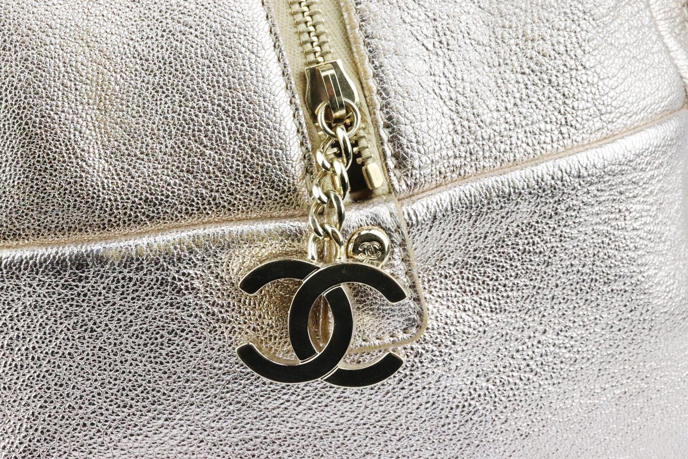 Chanel 2006 Luxe Ligne Large Metallic Leather Shoulder Bag  In Excellent Condition In London, GB
