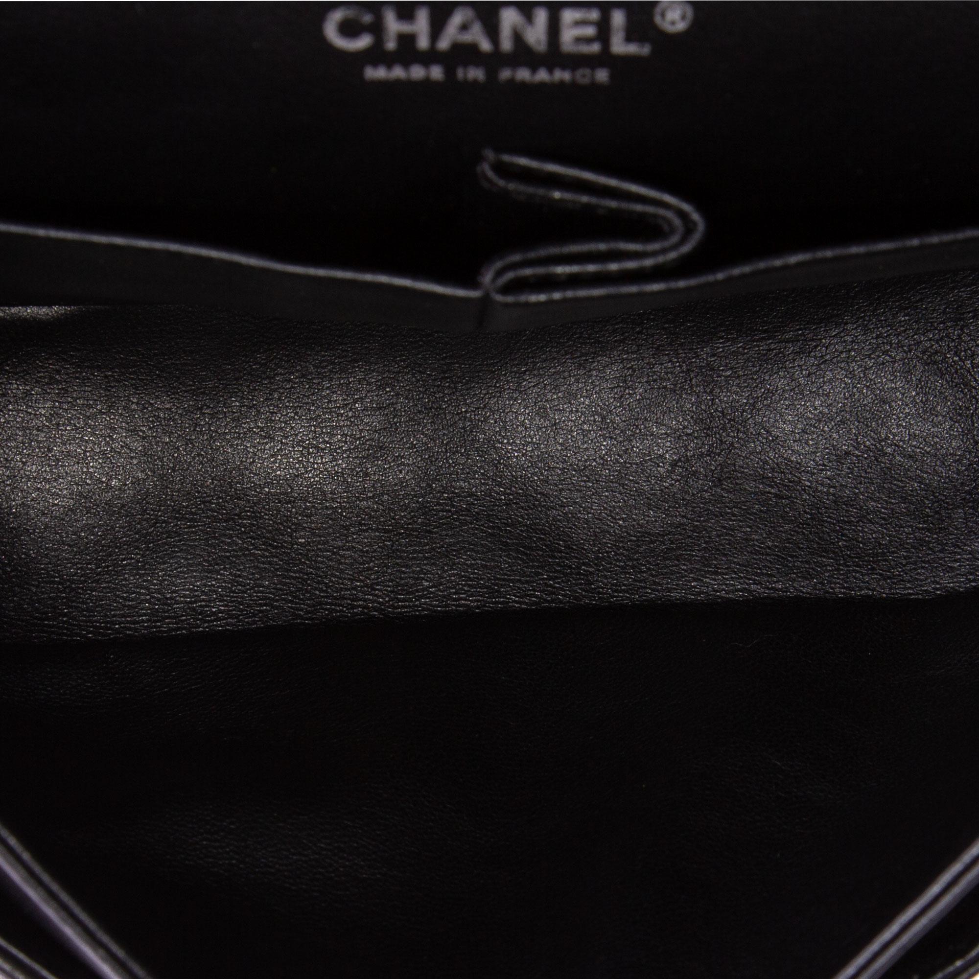 Chanel 2006 Medium Double Classic Flap in Schwarz Lammfell Türkis Piping Bag im Angebot 13