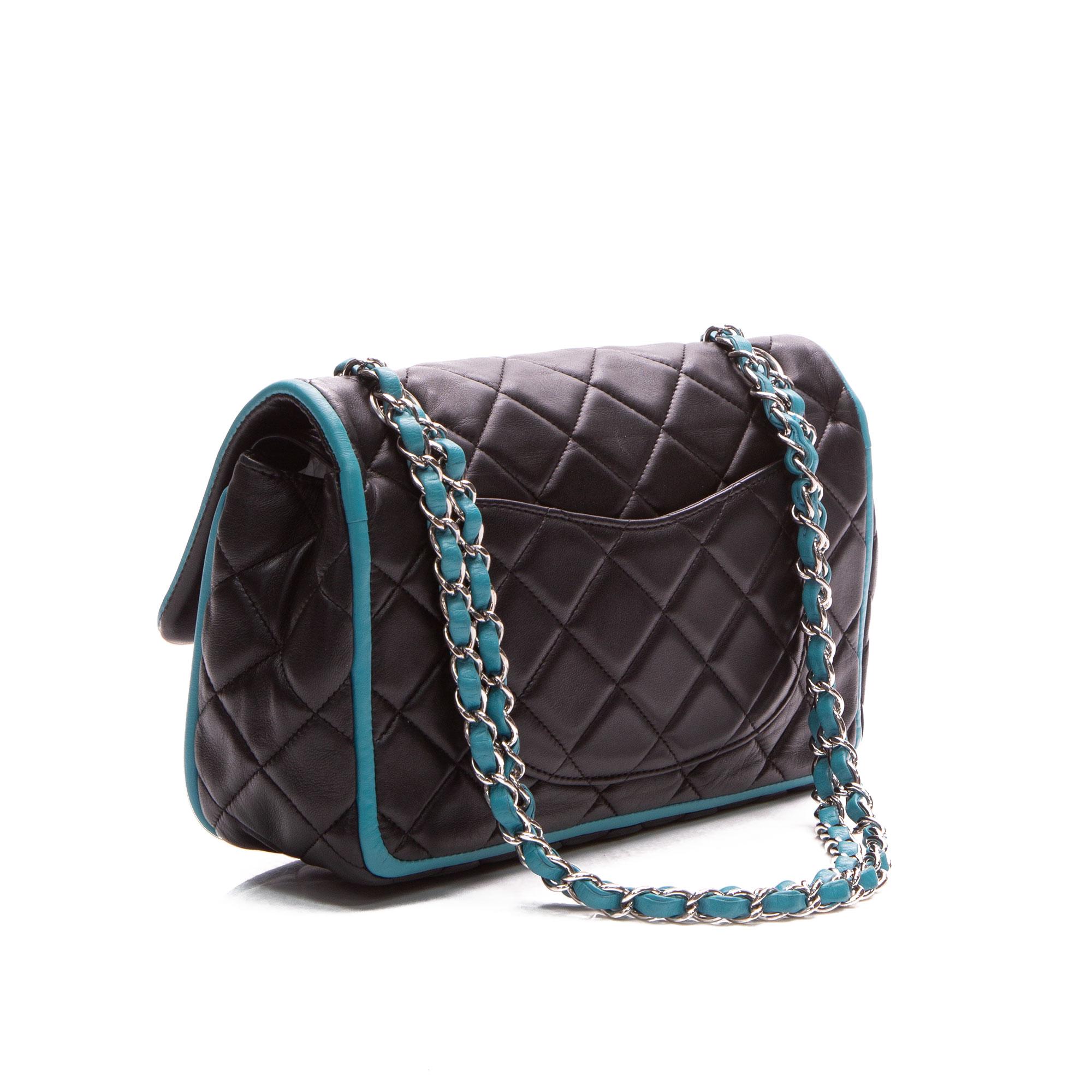 Chanel 2006 Medium Double Classic Flap in Black Lambskin Turquoise Piping Bag For Sale 5