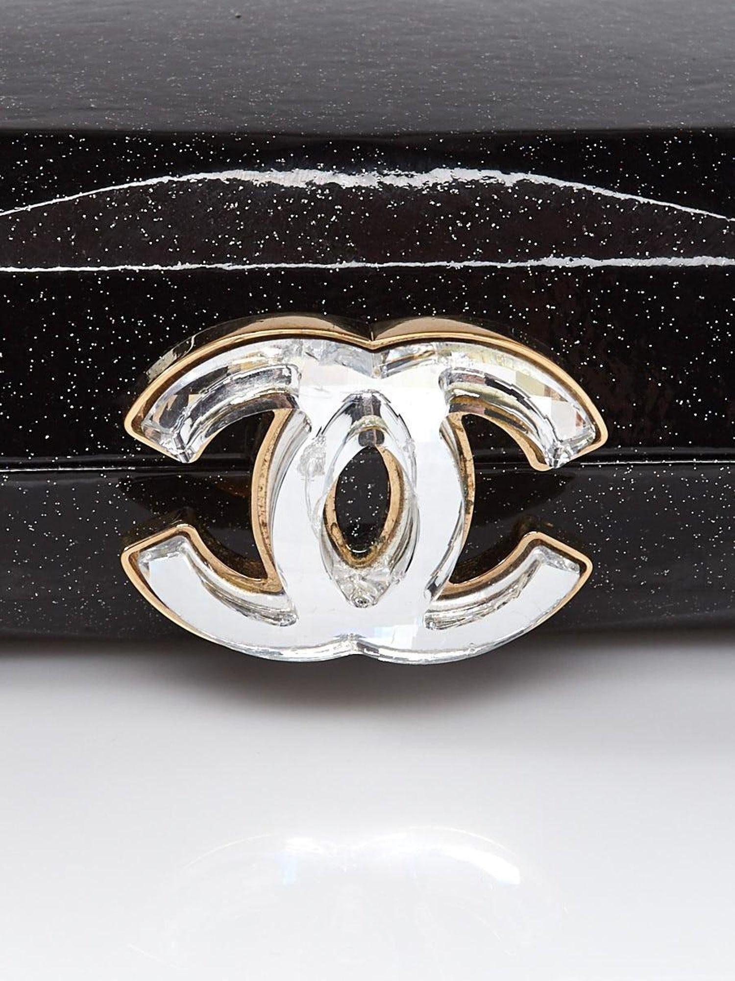 Chanel 2006 Minaudière Crystal Rhinestone Evening Gala Clutch Bag For Sale 1
