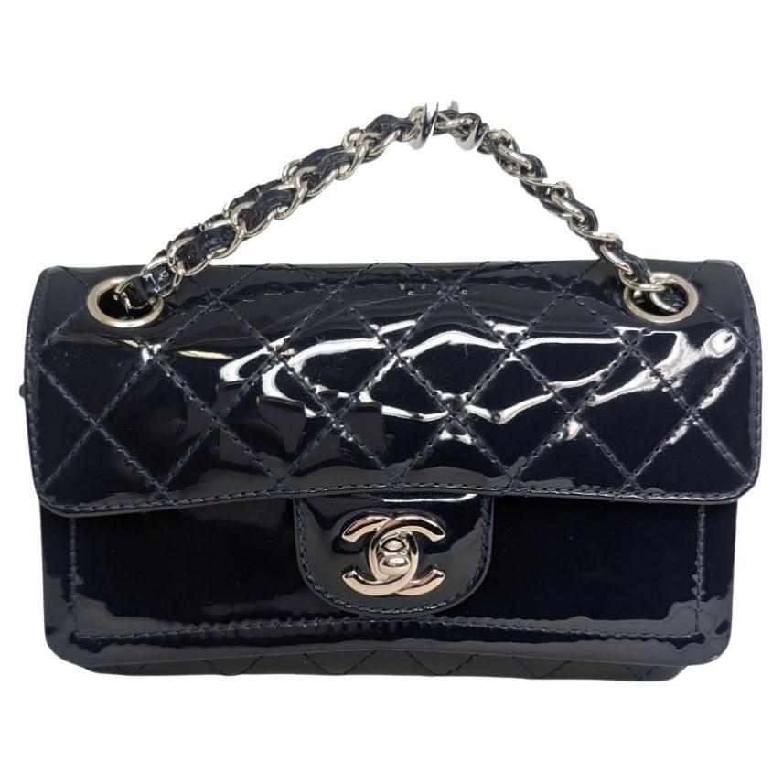 Chanel 2006 Charol Piel de Becerro Clásico Rectángulo Mini Solapa Doble en venta