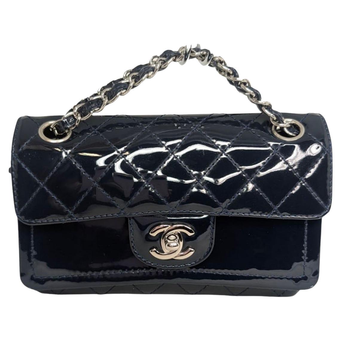 Chanel 2006 in pelle di vitello verniciata Classic Rectangle Mini Double Flap in vendita