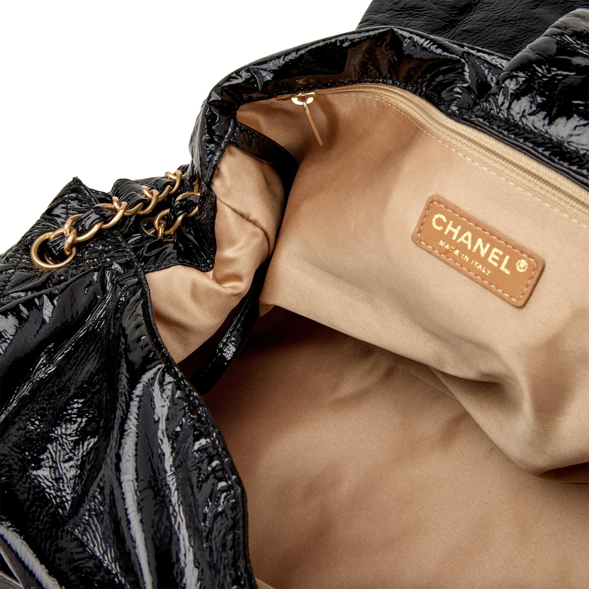 Chanel 2006 Patent Vinyl Quilted CC Stitched Extra Large Shoulder Flap Bag For Sale 6