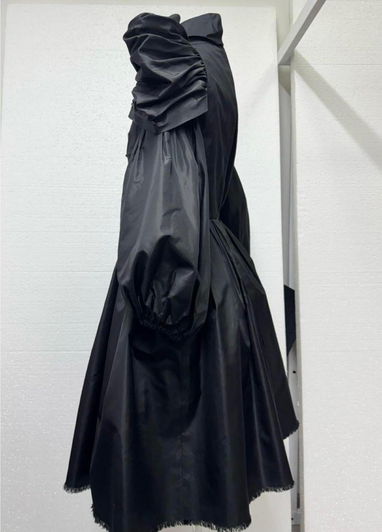 Chanel 2006 Rarest Baroque Style Runway Black Dress 34 FR 4