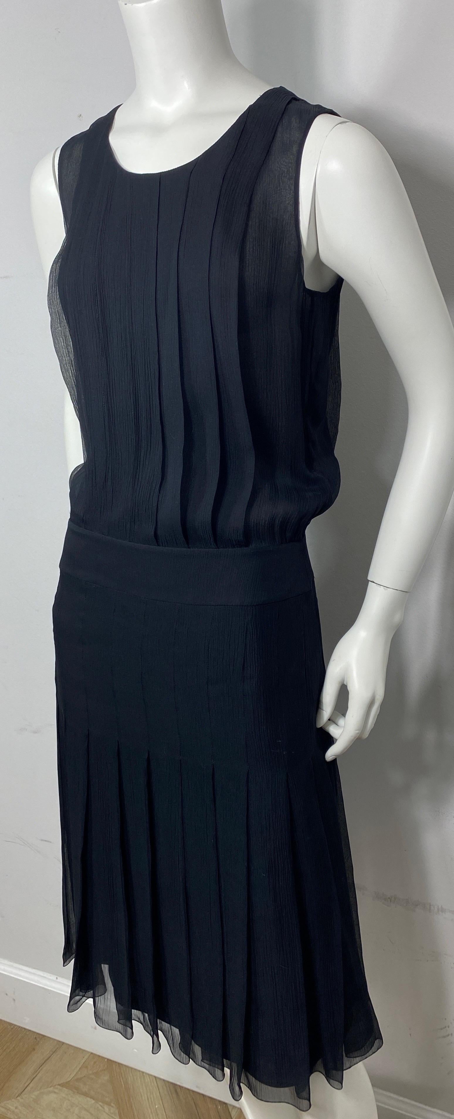 Chanel 2006C Black Silk Chiffon Sleeveless Dress-Size 40 For Sale 1