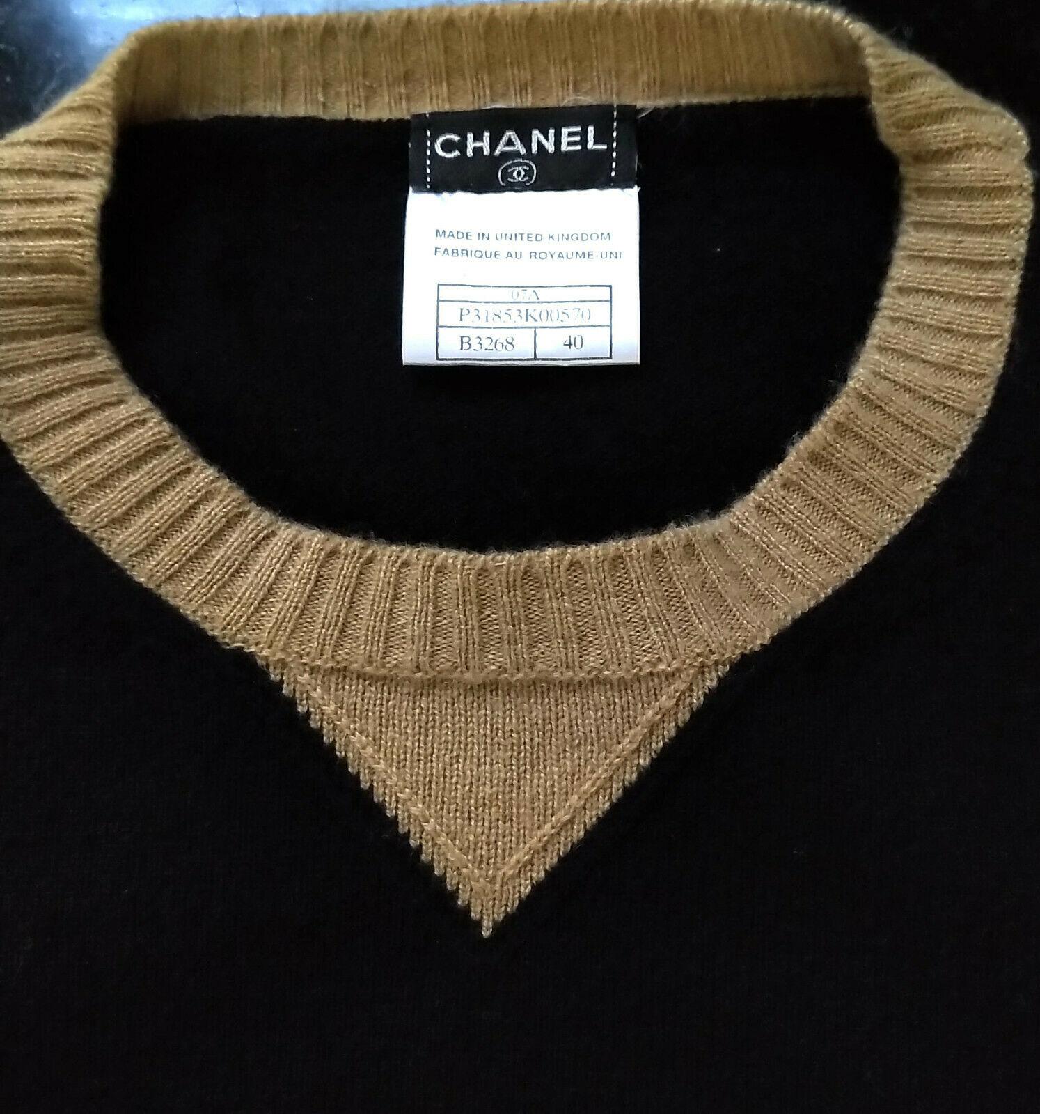 Chanel 2007 07A Coco Camellia Crest Black & Tan Cashmere Sweater Top FR 40/ US 6 4