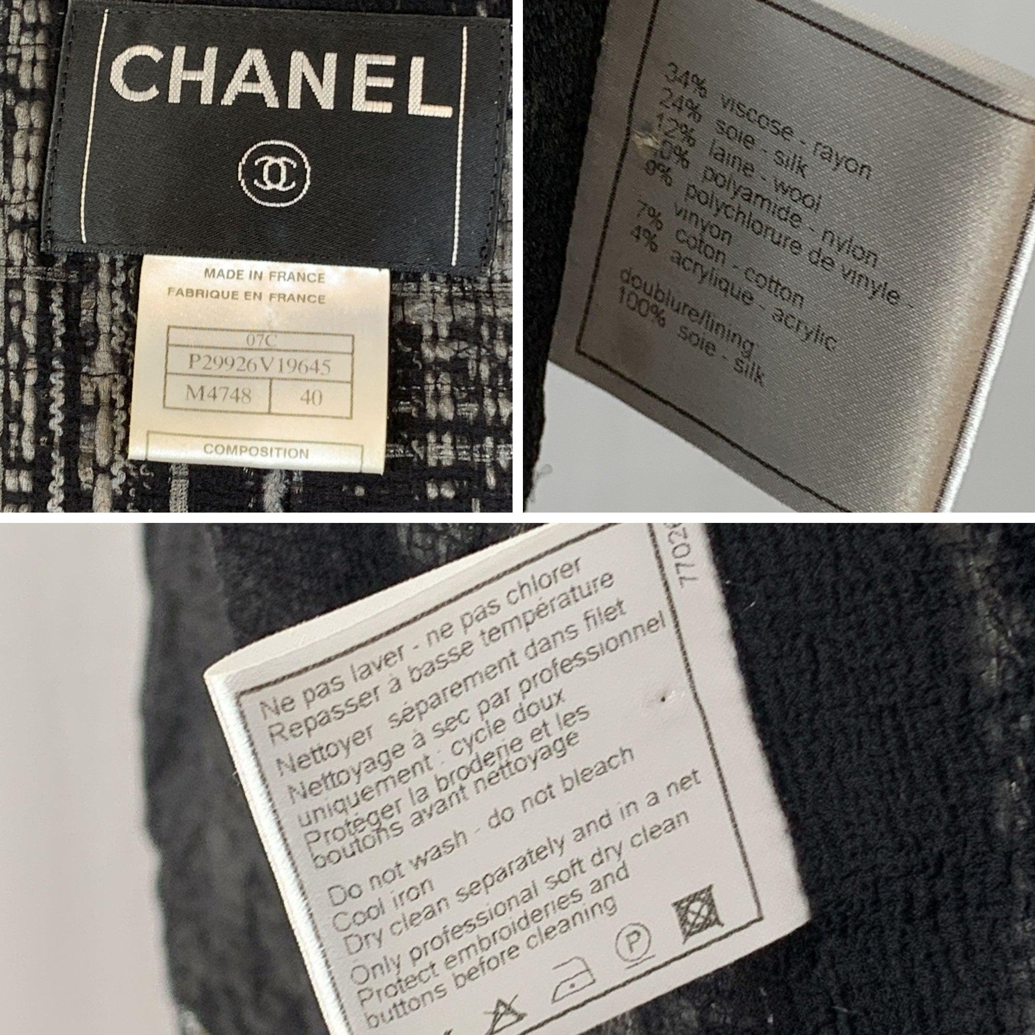 Chanel 2007 Black White Tweed 3/4 Sleeves Jacket Size 40 FR For Sale 3