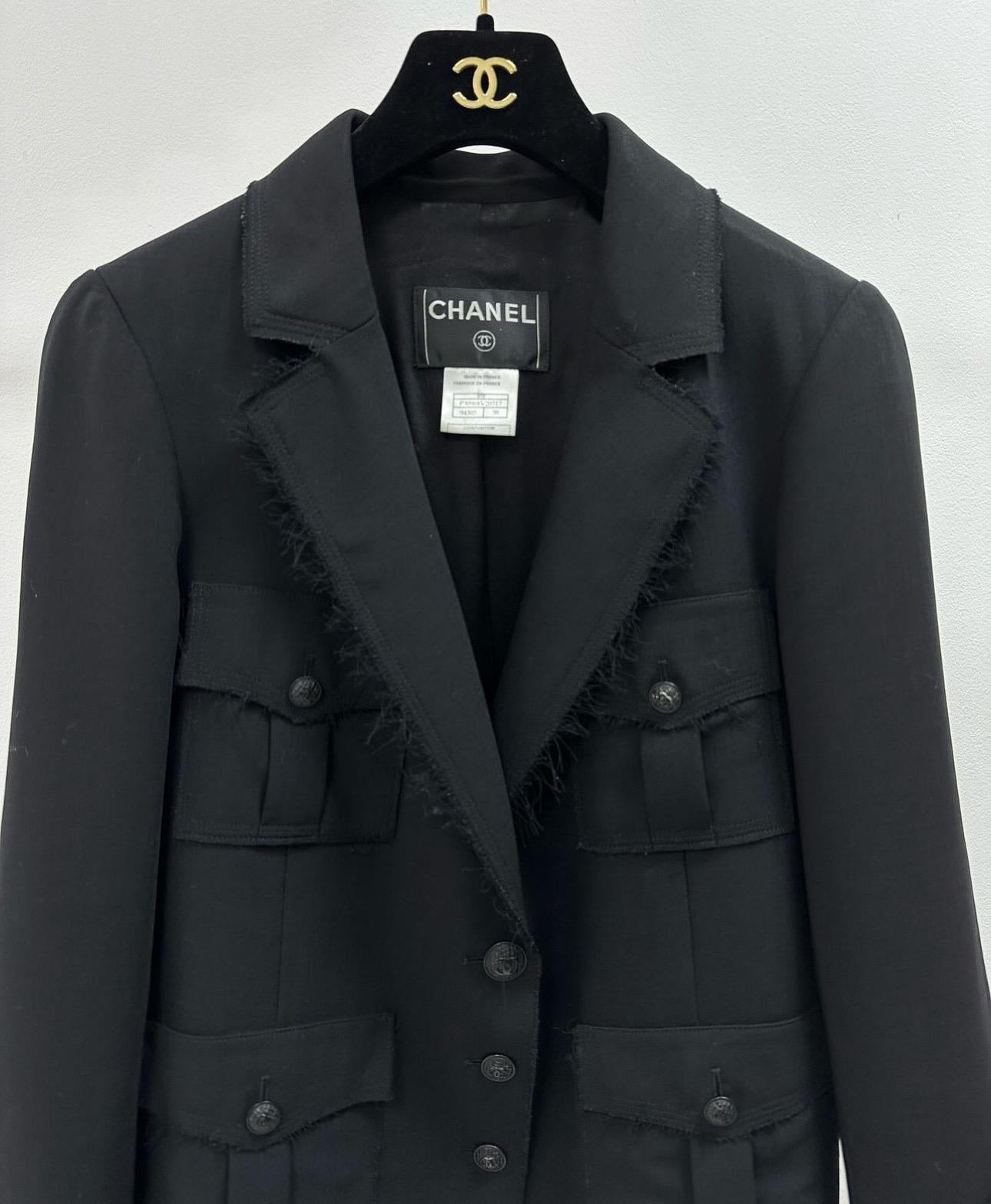 Chanel 2007 Black Wool Blazer Jacket  In Good Condition For Sale In Krakow, PL