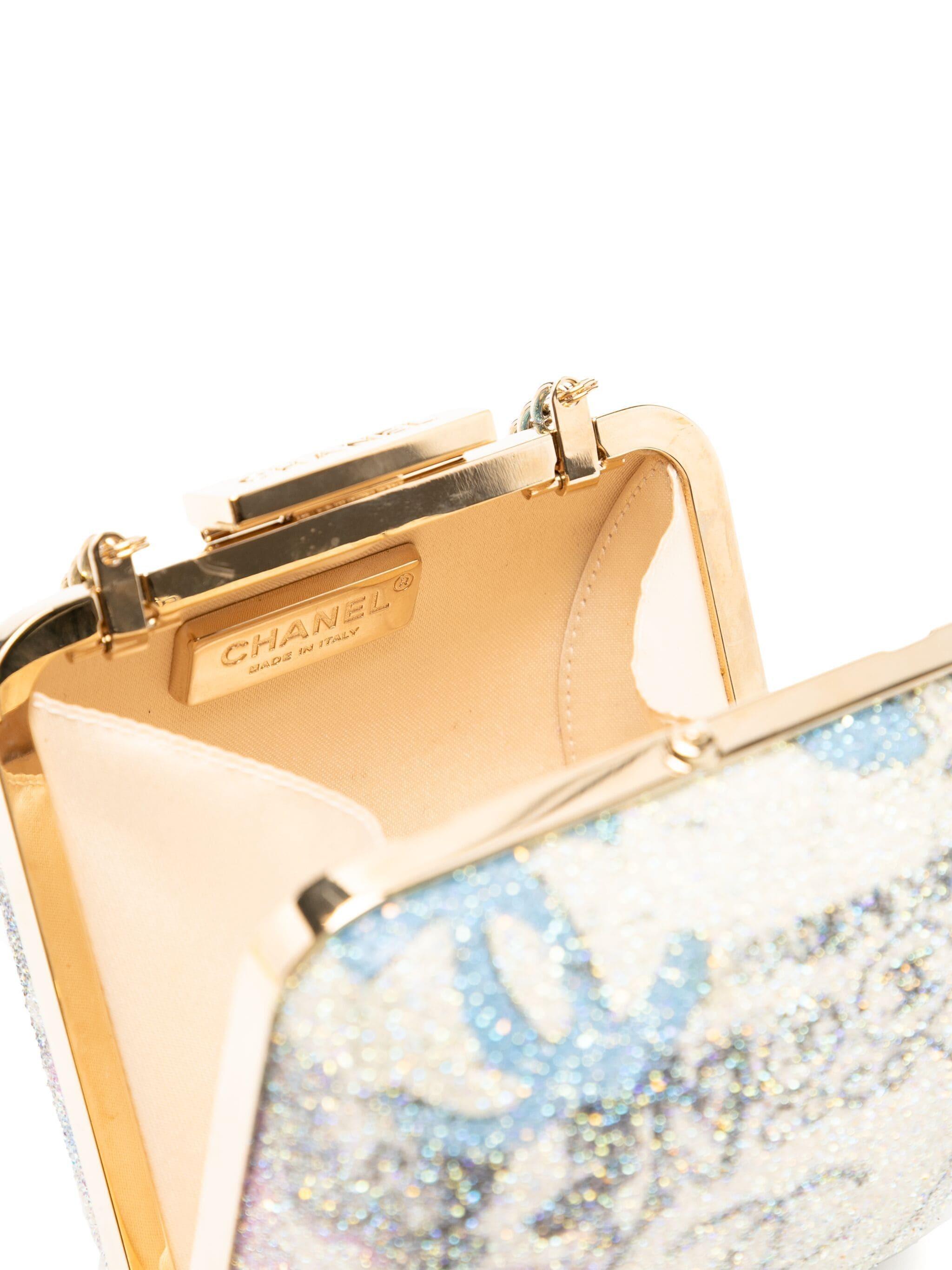 Chanel 2007 Iridescent Graphic Print Rare Minaudière Clutch Bag For Sale 1