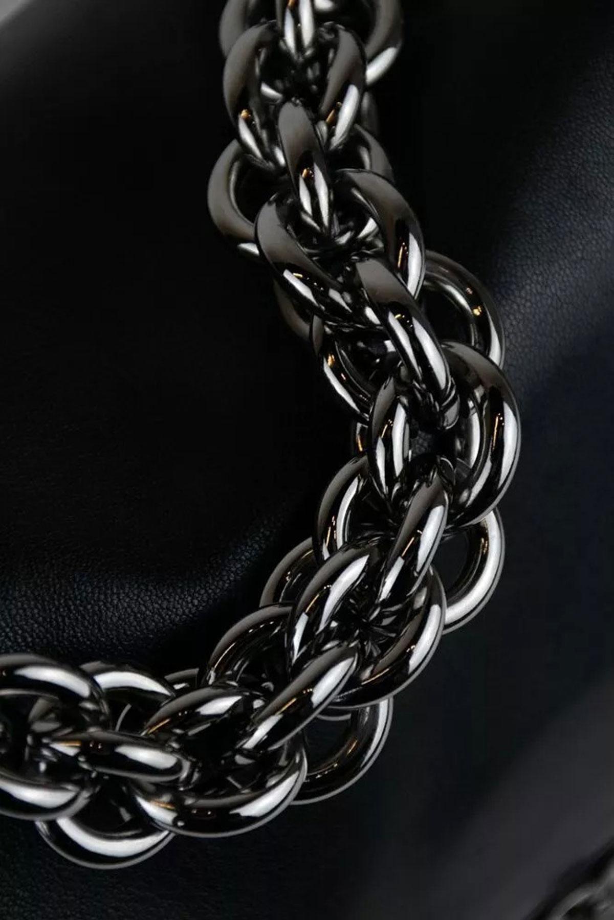 Chanel 2007 Rare Modern Thick Chunky Chain Soft Lambskin Classic Flap Bag For Sale 2