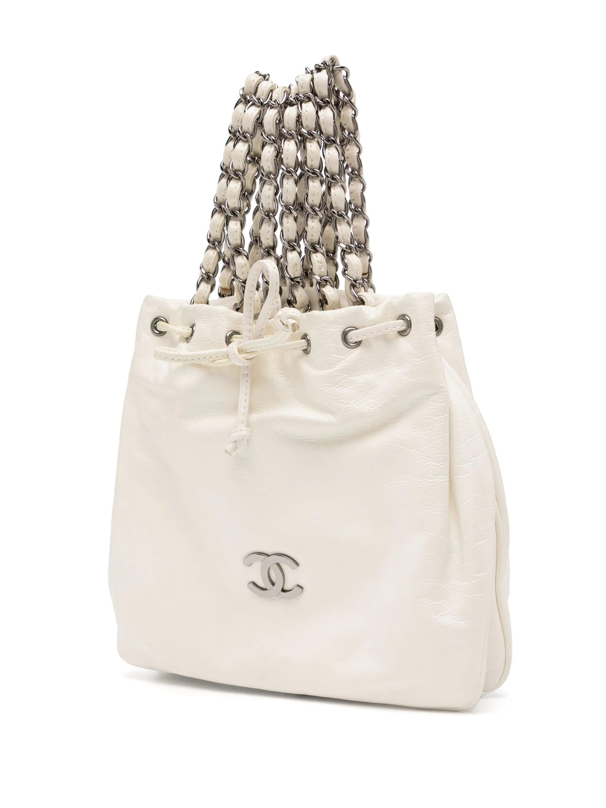 Chanel 2007 Twin Chain Mini White Over Arm or Handheld Rare Tote Bag For Sale 2