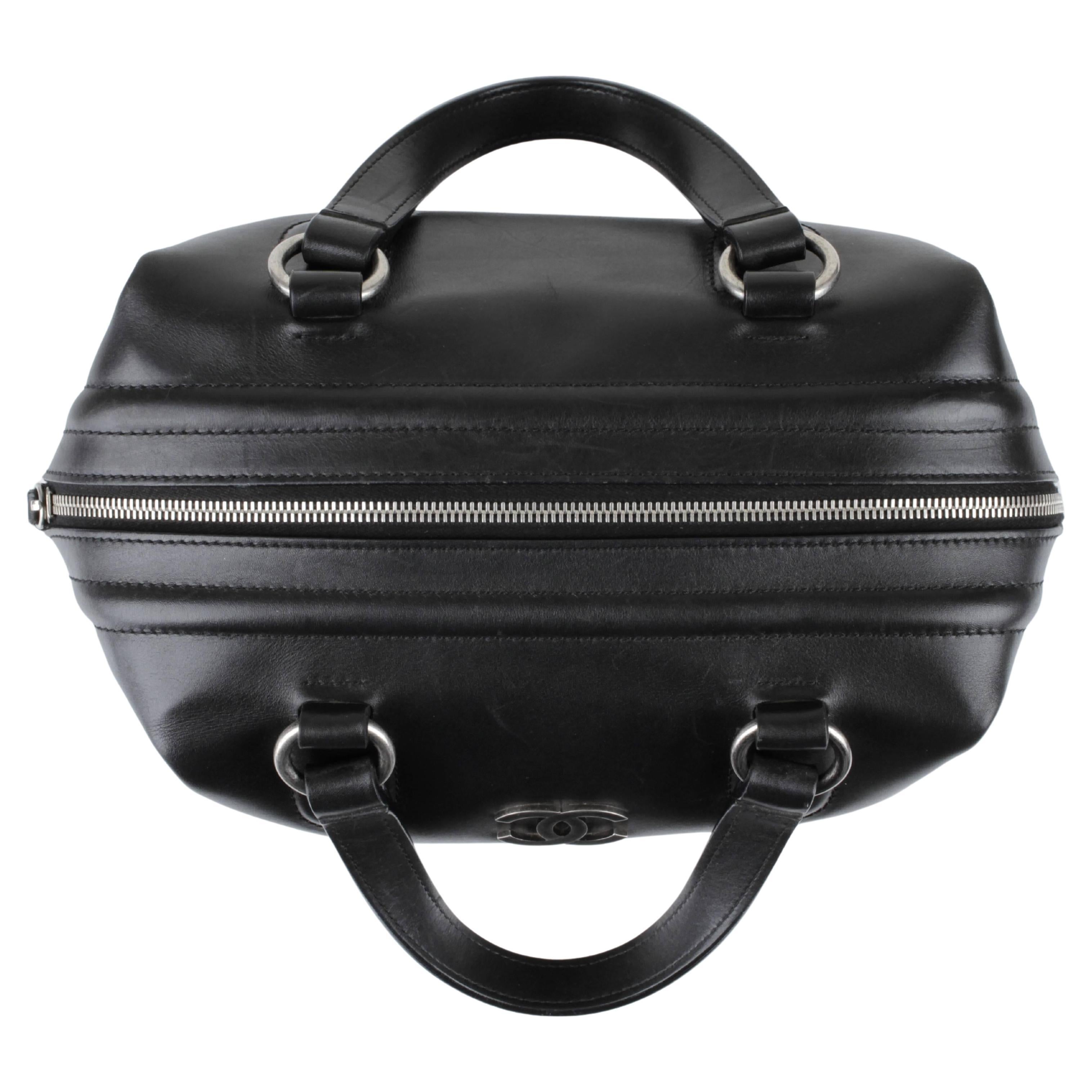 Chanel 2007 Vintage Calfskin Satchel Bowler Medium Tote Bag  For Sale 2