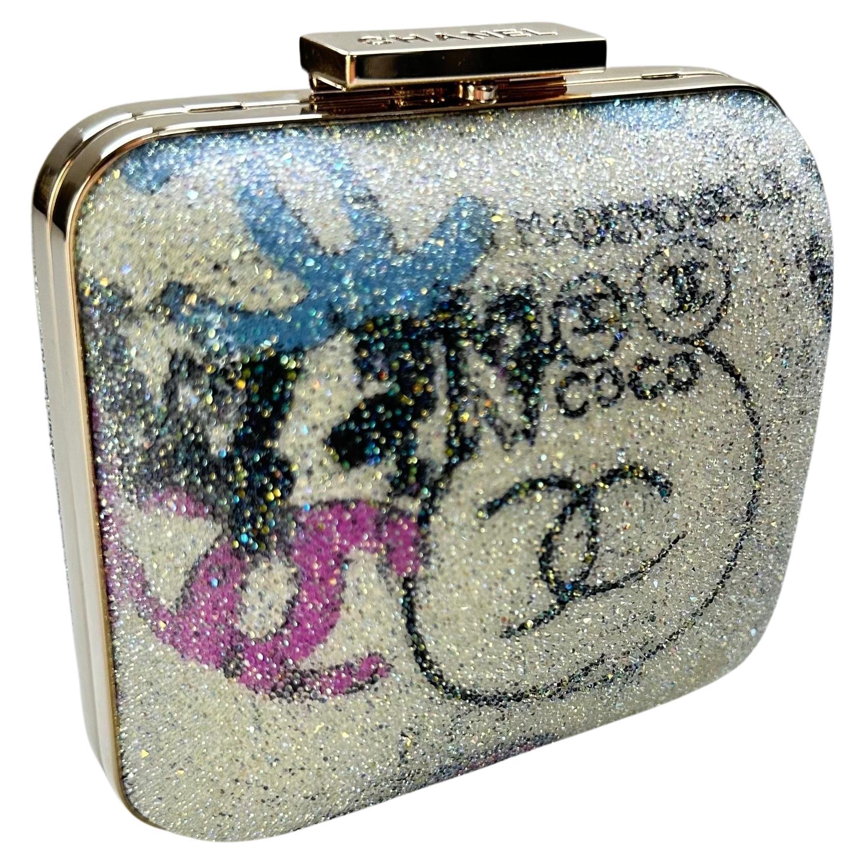Chanel 2007 Vintage Iridescent Strass Graffiti Rare Minaudière Clutch Bag For Sale 3