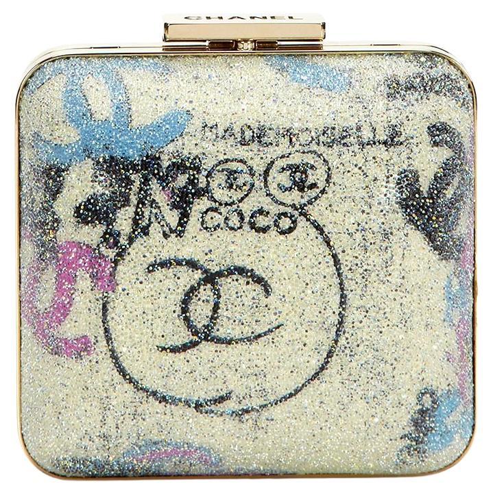 Chanel 2007 Vintage schillernde Strass Graffiti seltene Minaudière Clutch Bag im Angebot