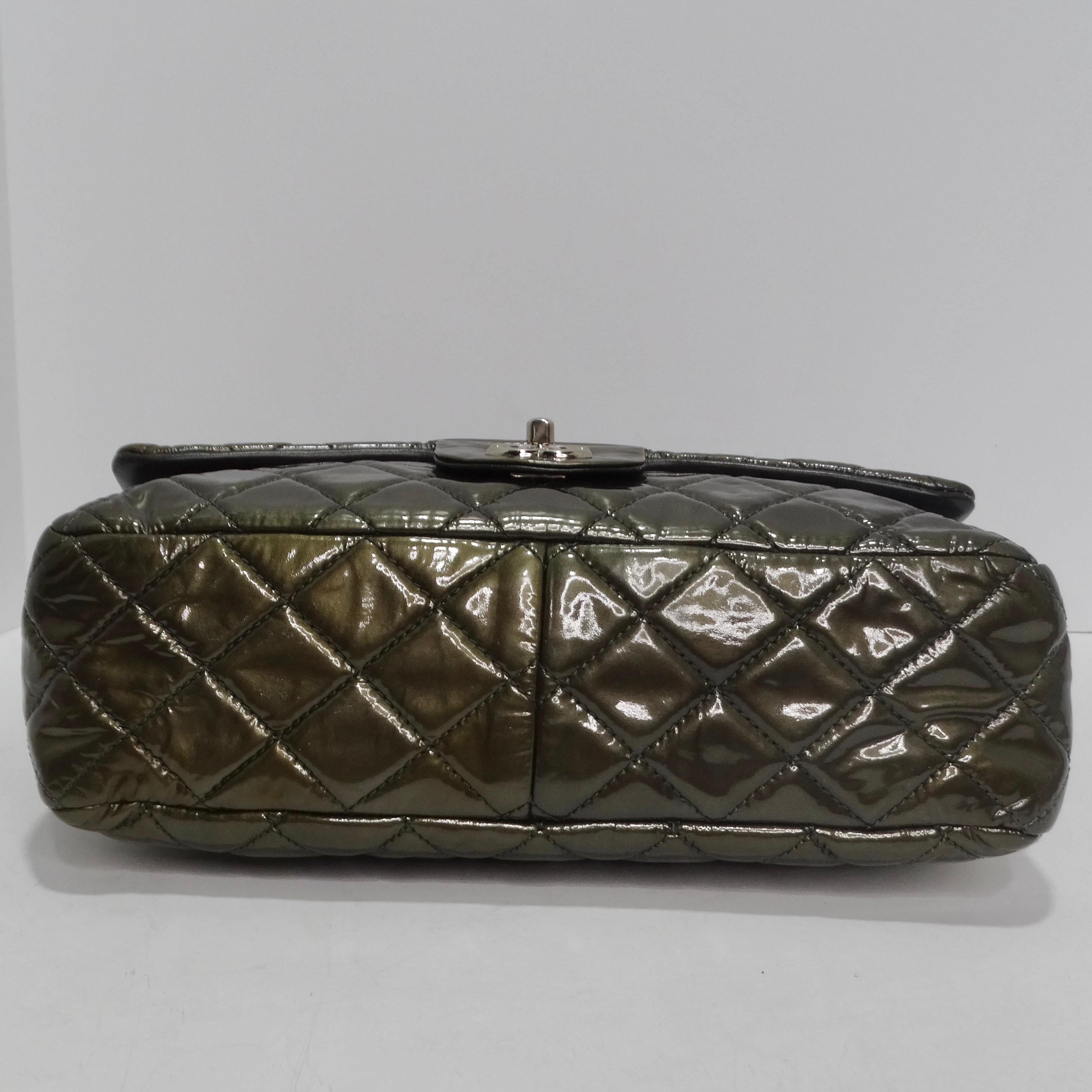 Chanel 2008-2009 Metallic Patent Quilted Jumbo Single Flap Green For Sale 5