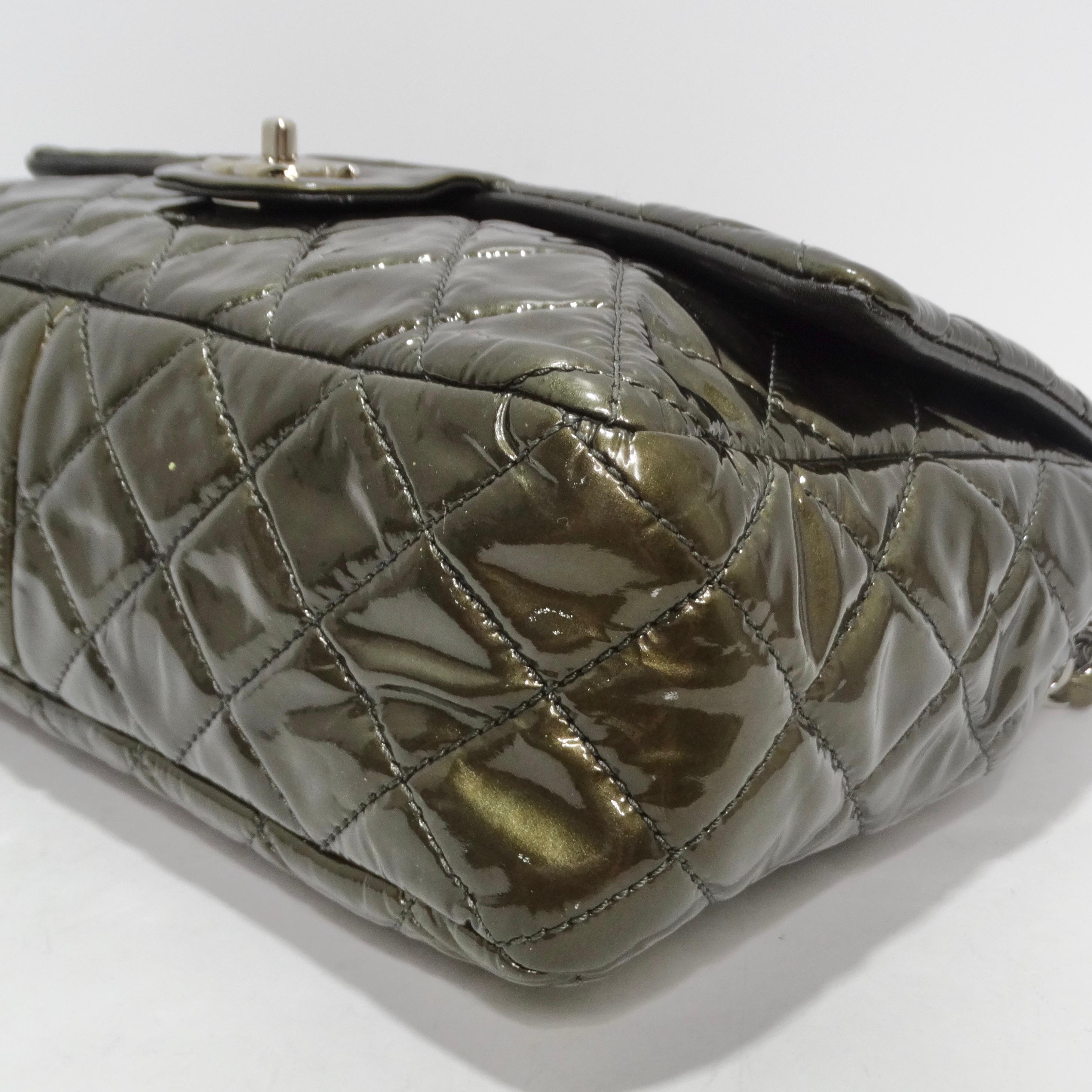 Chanel 2008-2009 Metallic Patent Quilted Jumbo Single Flap Green For Sale 7