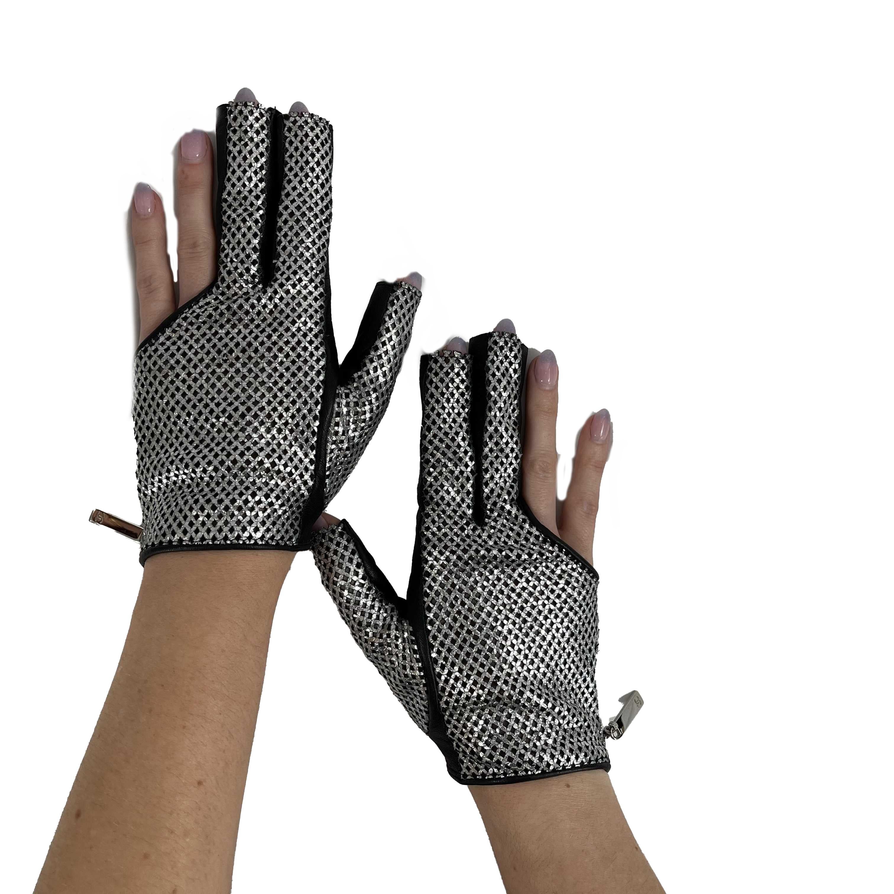 CHANEL 2008 Act 1 Black / Metallic Silver Mesh Leather Gloves 7.5 7