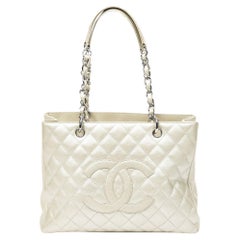 Used Chanel 2008 Champagne Quilted Tote