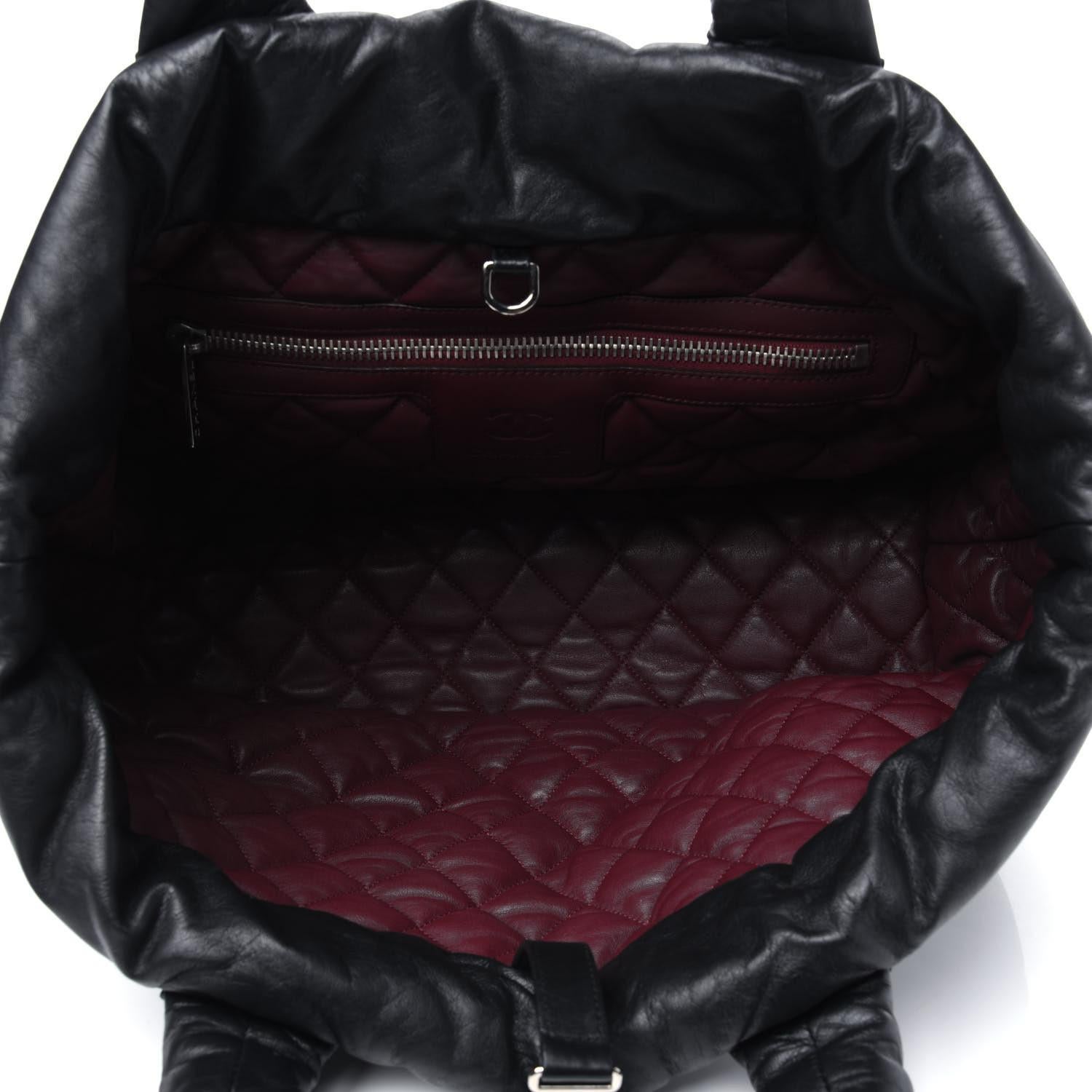 Chanel 2008 Cocoon Reversible Large Black Red Lambskin Travel Tote Carry On Bag  For Sale 3