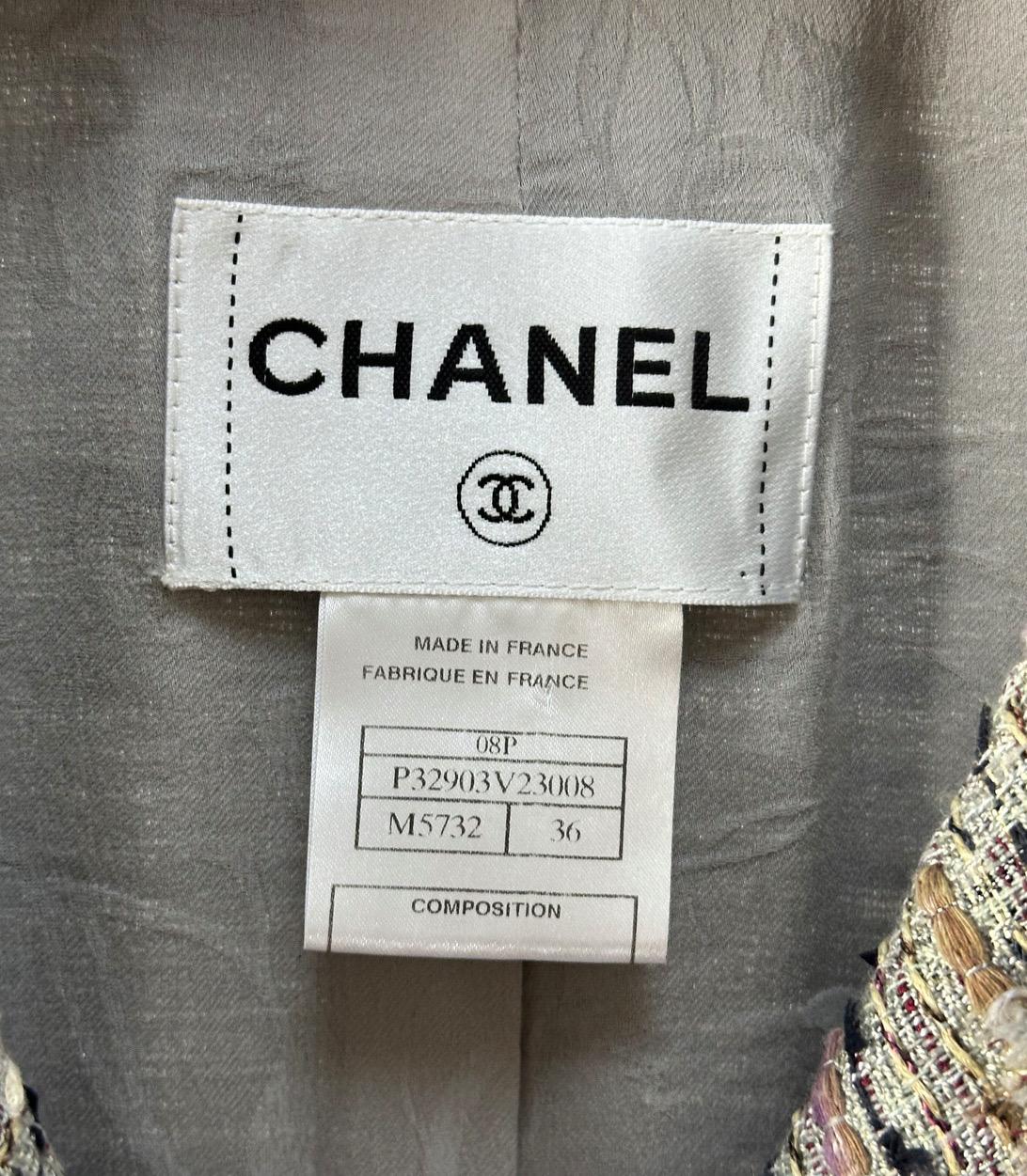 Chanel 2008 Grau Lila Tweed Fransen Jacke Sz.36 im Angebot 5