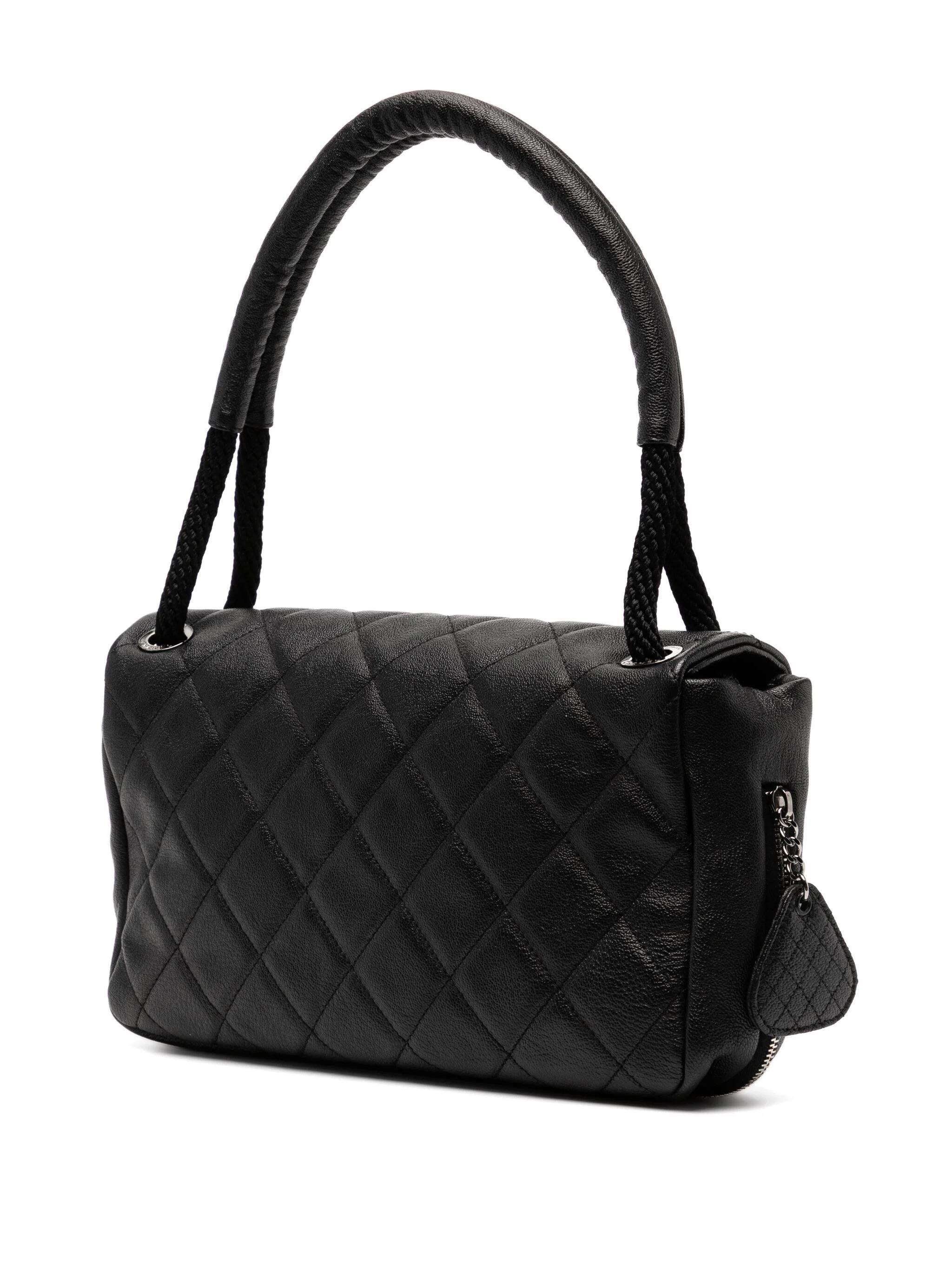 Chanel 2008 Medium Classic Yacht Zippered Expandable Rubber Flap Bag In Excellent Condition For Sale In Miami, FL