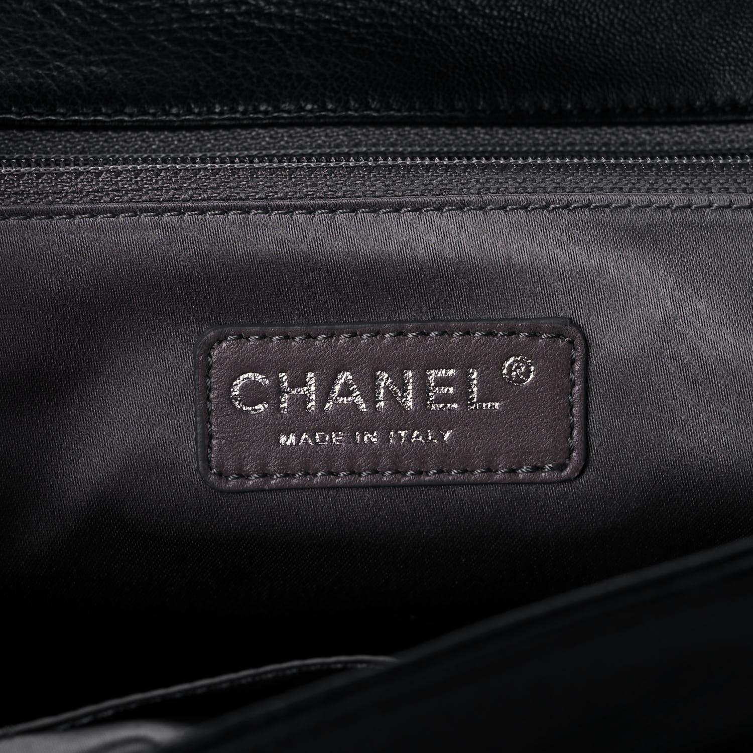 Women's Chanel 2008 Pearl CC Flap Classic Soft Lambskin Shoulder Crossbody Bag For Sale