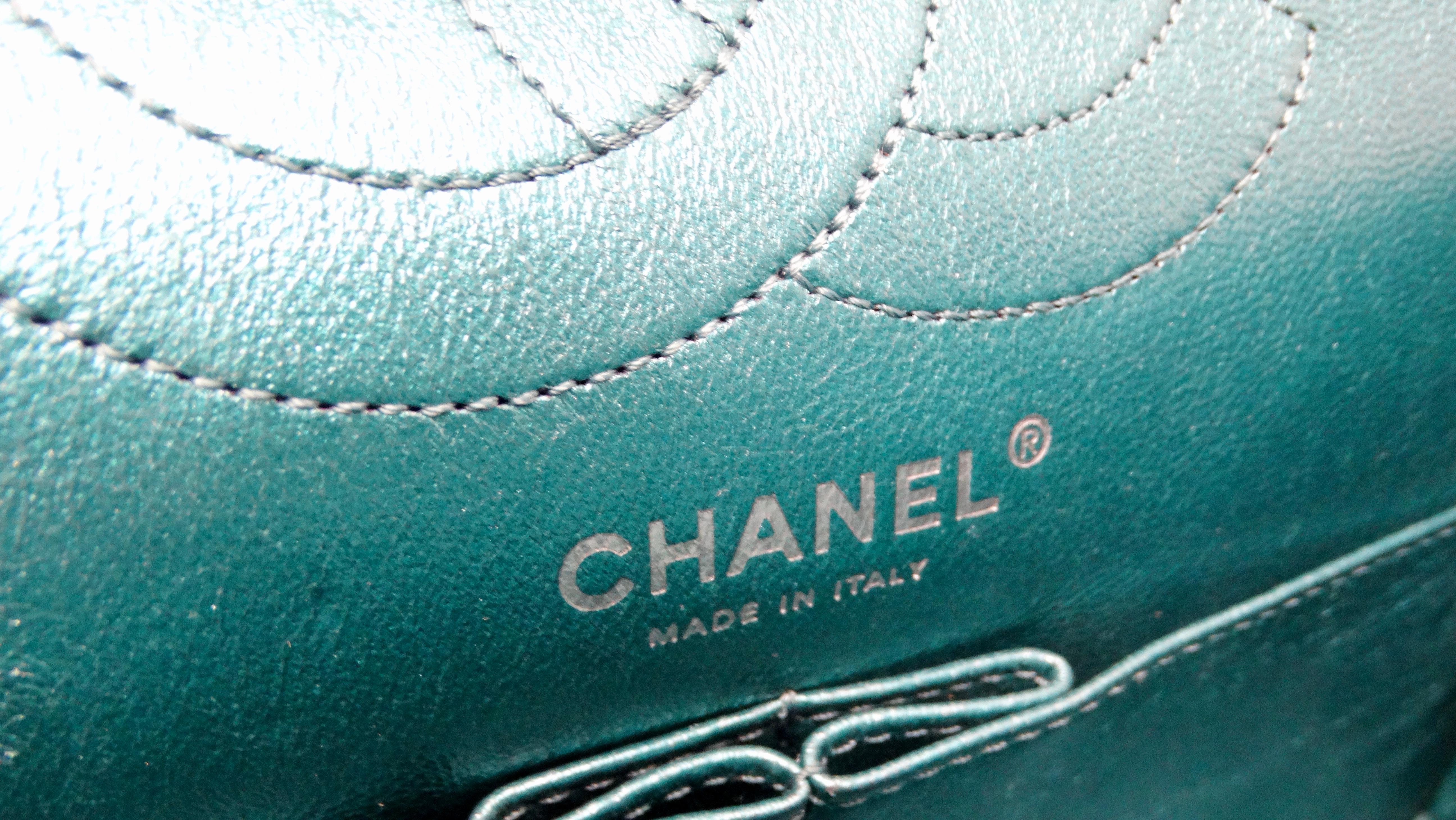 Chanel 2008 Reissue 2.55 Mademoiselle Metallic Turquoise Leather Shoulder Bag For Sale 2