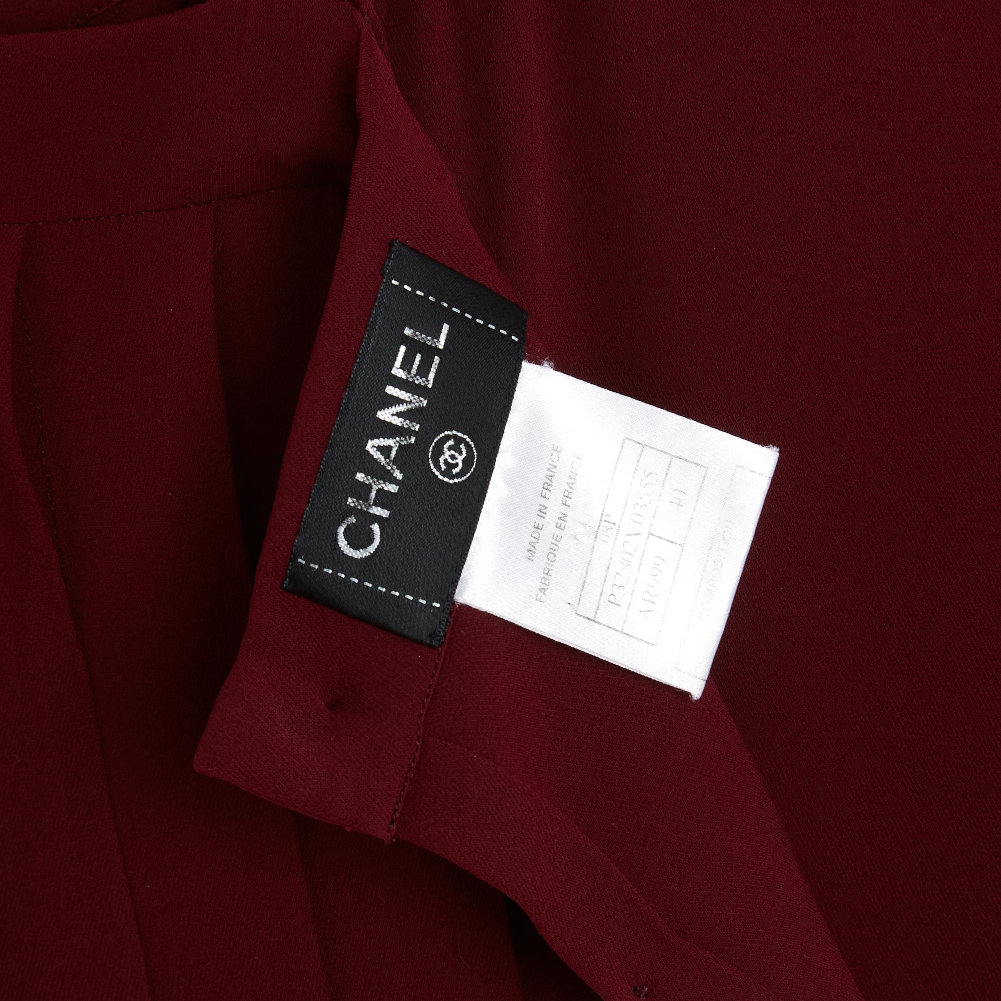 Chanel 2008 Top Crop FR40 Burgund Seide Krepp plissiert CC Knöpfe Top UK12 US10 (Schwarz) im Angebot